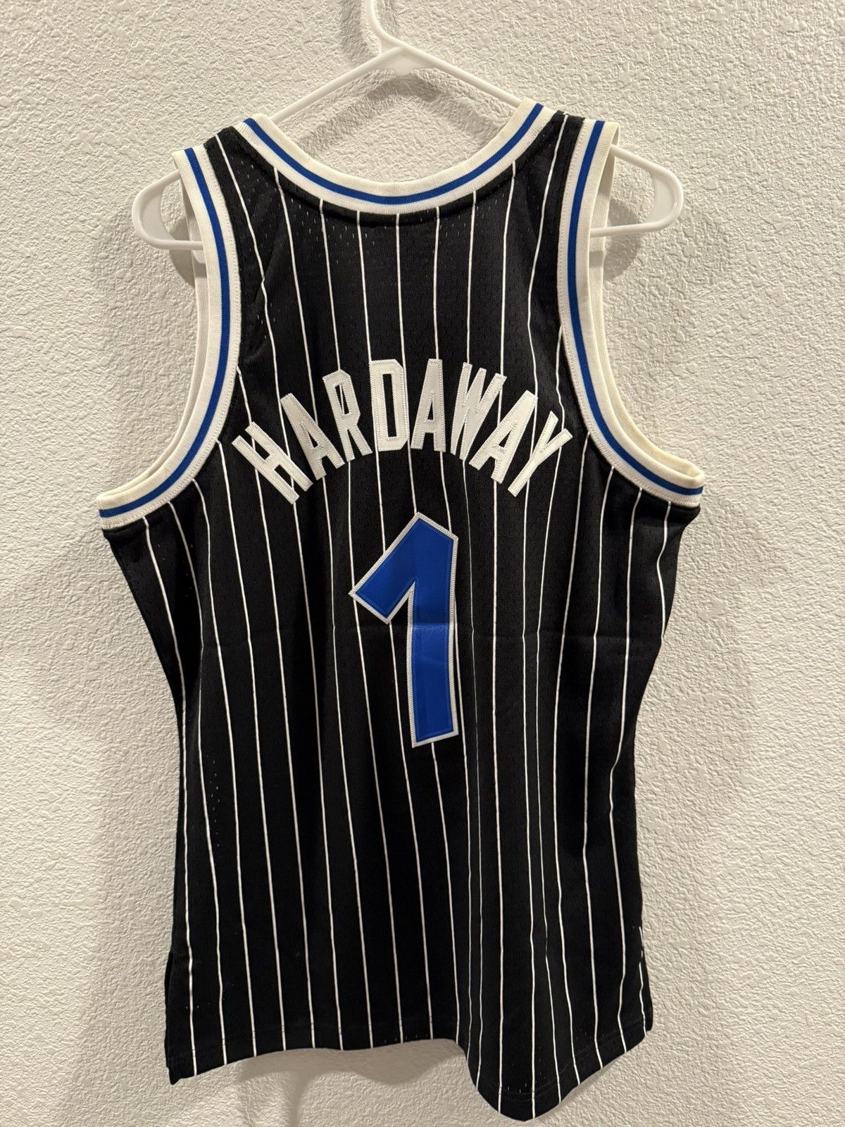 Mitchell & Ness Orlando Magic x Penny Hardaway Size US M / EU 48-50 / 2 - 3 Thumbnail