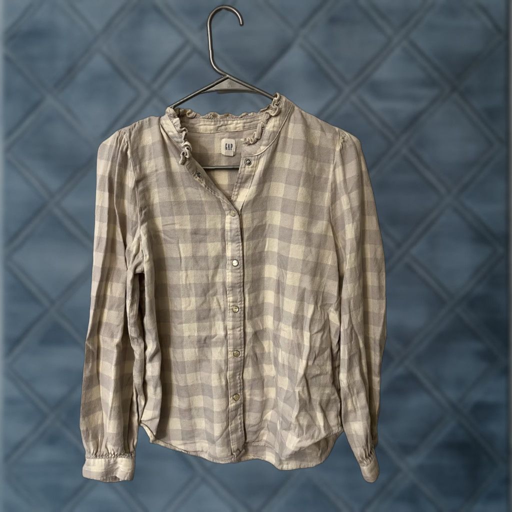 Gap GAP Button-Up Flannel Gray Long Sleeve Women’s M Shirt Casual Plaid 100% Cotton Pearl Buttons Ruffle Collar Size M / US 6-8 / IT 42-44 - 1 Thumbnail