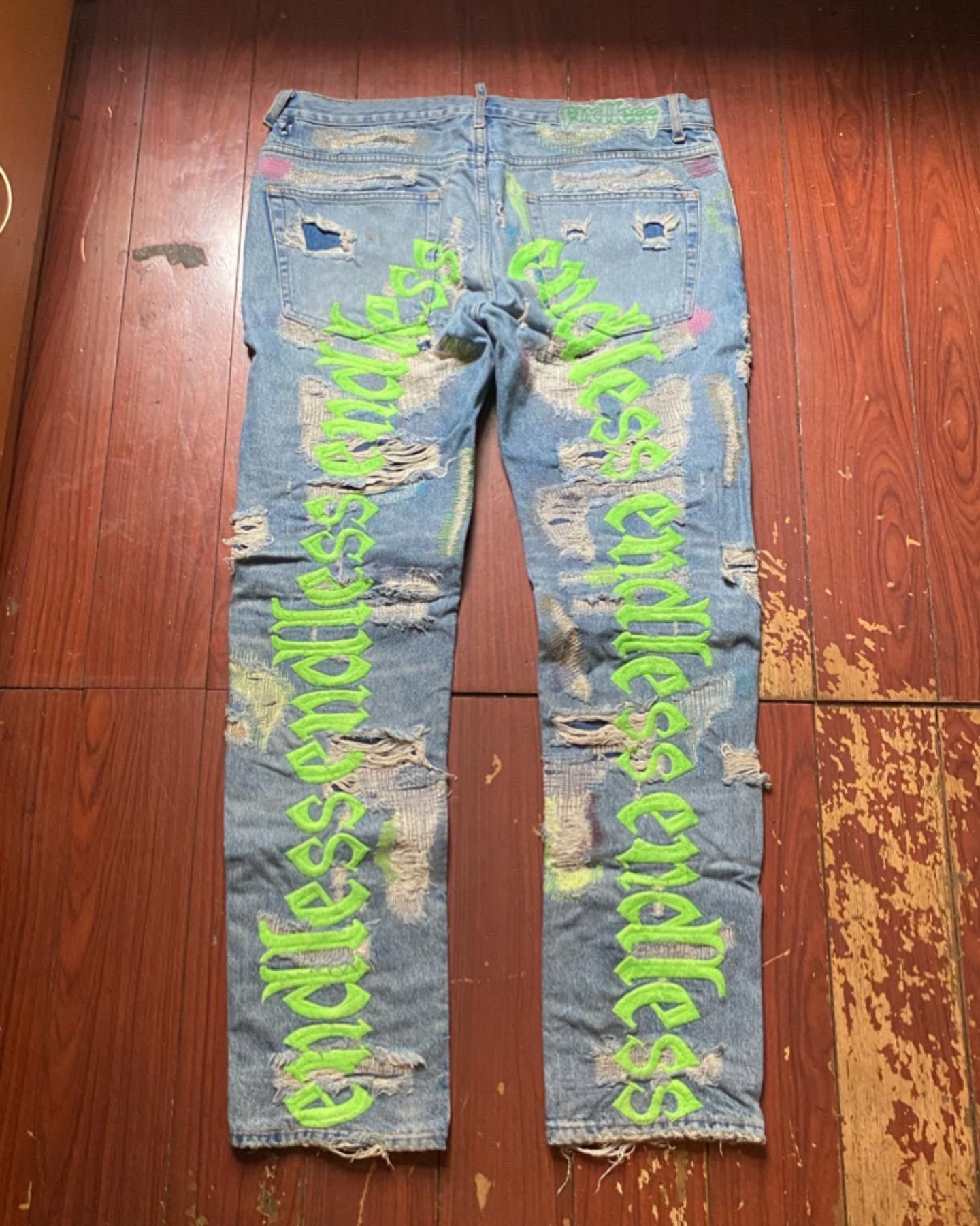 ENDLESS DENIM NEON GREEN - パンツ