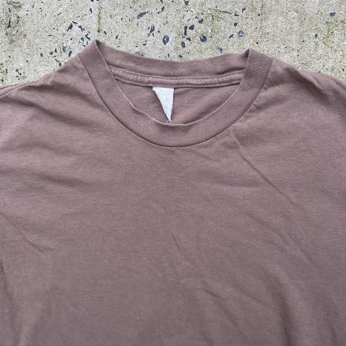 Vintage Vintage 80s Faded Coffee Brown Single Stitch Blank Shirt Size US L / EU 52-54 / 3 - 2 Thumbnail