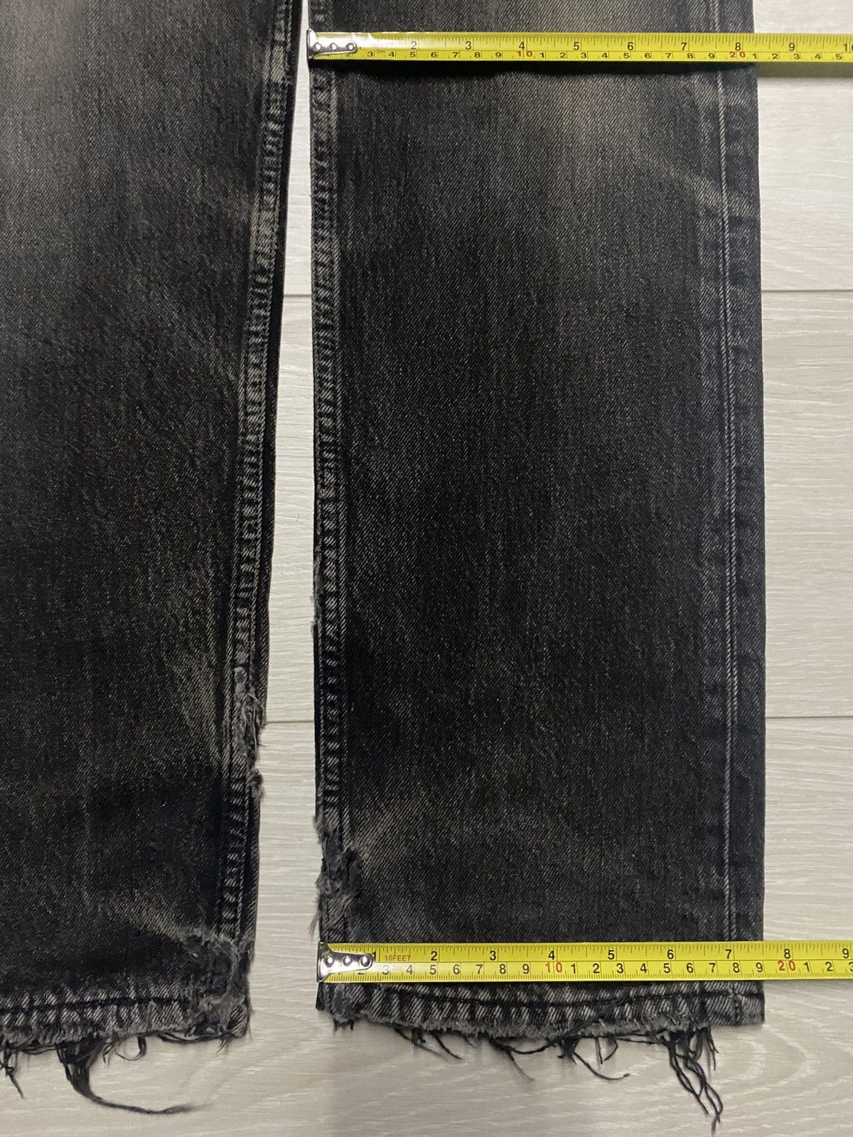 Levi's Vintage Levis 501 Black DenimTear Distressed Jeans Size US 29 - 18 Thumbnail