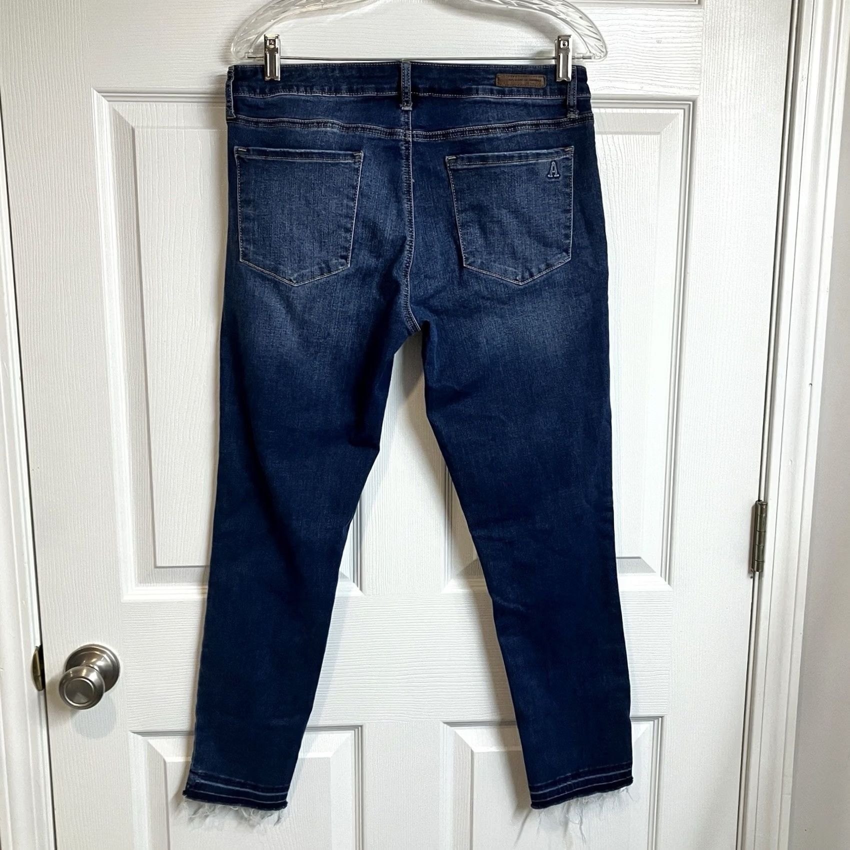 Vintage Articles of Society Jeans Cropped Regular 31 Dark Wash Stretch Raw Hem Jeans Womens Size 24" / US 00 / IT 34 - 2 Thumbnail