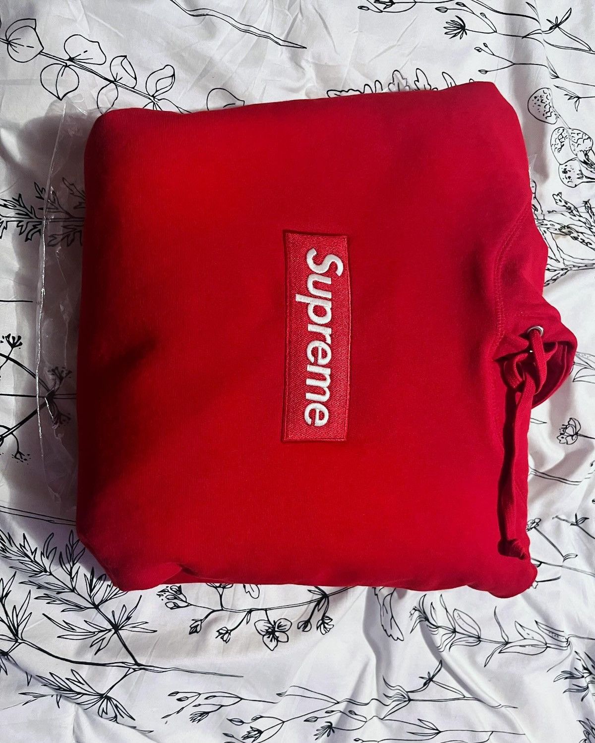 Supreme FW23 Supreme Box Logo Red🔴 | Grailed