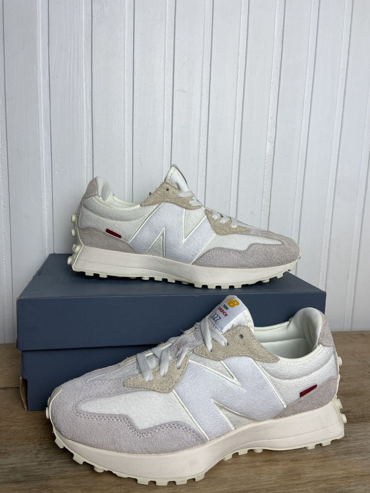 New Balance New Balance 327 "Beige Timberwolf" New Authentic 10US Size US 10 / EU 43 - 10 Thumbnail