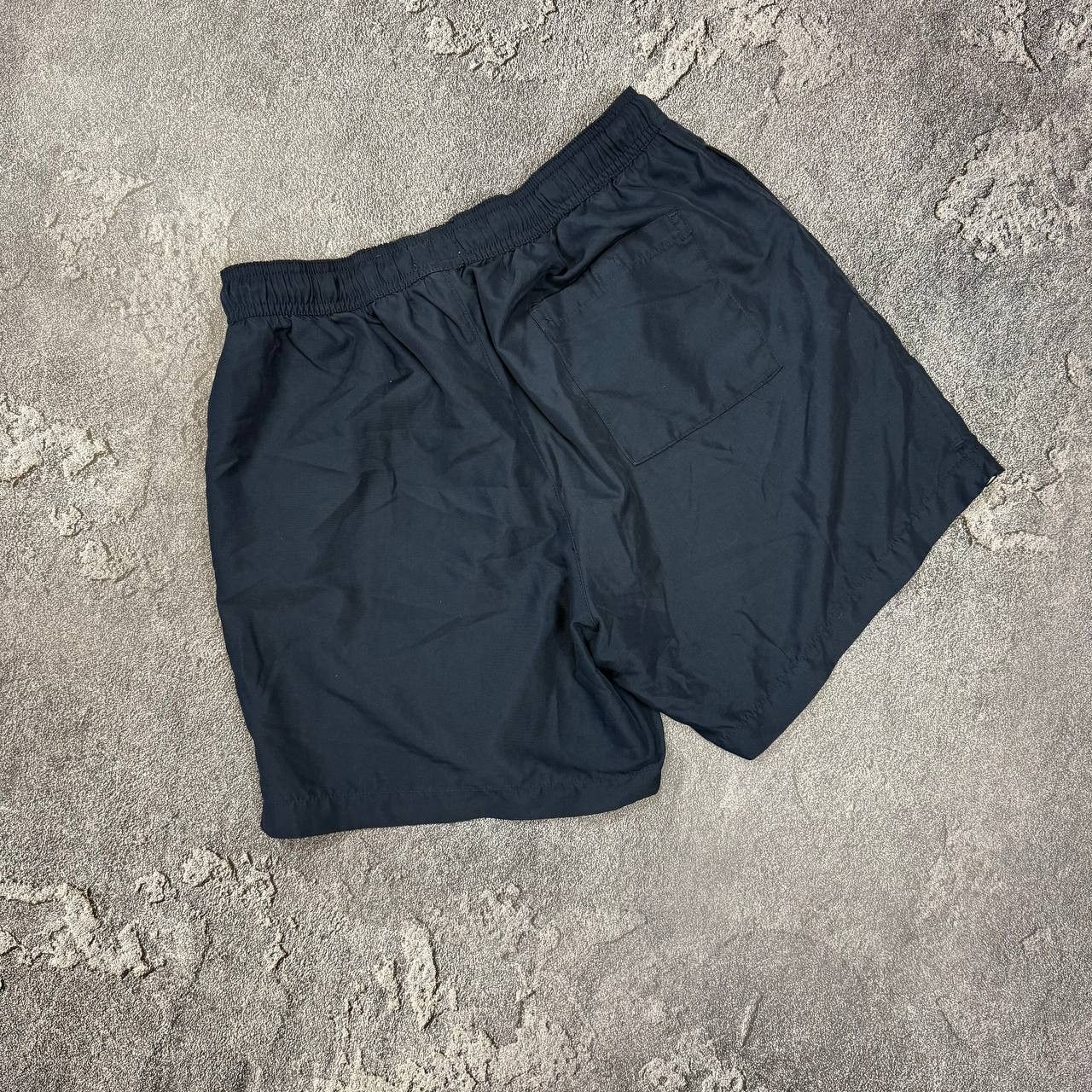 Calvin Klein Vintage Calvin Klein Shorts Black Logo Casual Streetwear Size US 32 / EU 48 - 4 Thumbnail