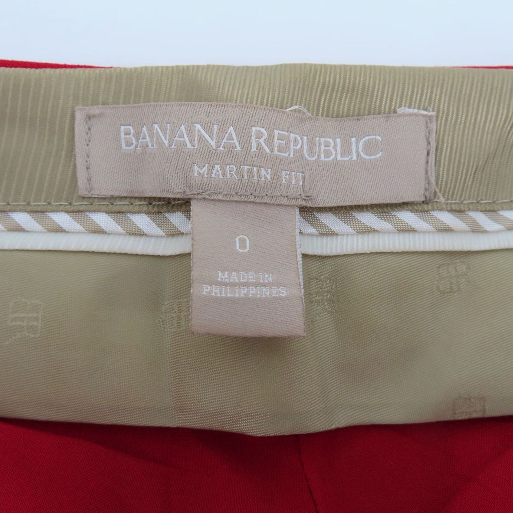 Banana Republic Banana Republic Martin-Fit Dress Pants Womens 0 Red Solid Pleated Front Tapered Inseam 28.5" Size 25" / US 0 / IT 36 - 5 Thumbnail