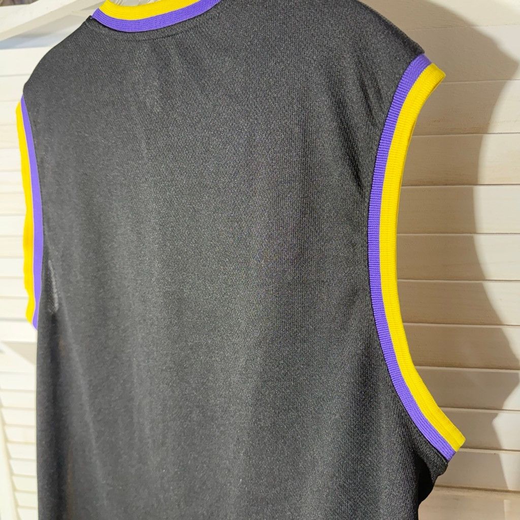 NBA NBA Lakers 3D logo basketball jersey shirt black yellow L Size US L / EU 52-54 / 3 - 12 Thumbnail