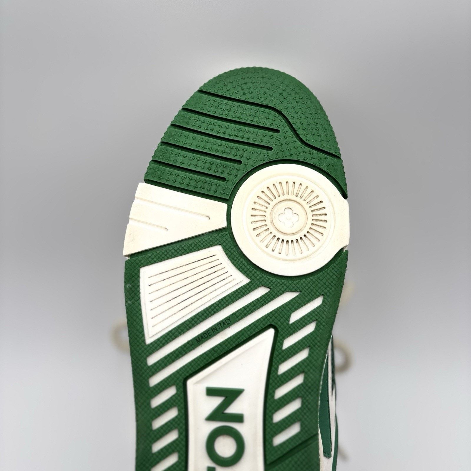 Louis Vuitton Louis Vuitton Skate ' Green, White ' | GREAT CONDITION! Size US 10.5 / EU 43-44 - 10 Thumbnail