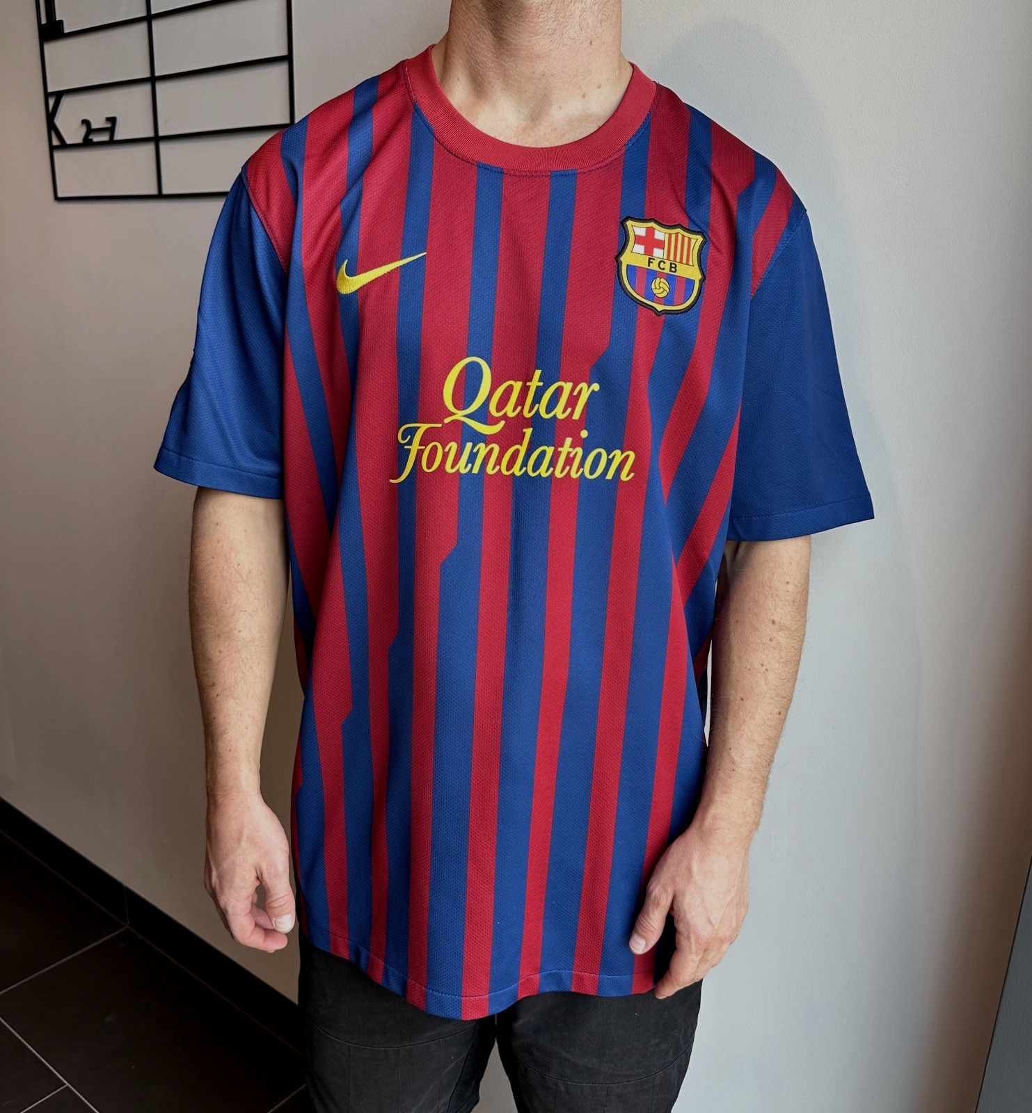Nike Fc Barcelona 2011 2012 Home Jersey Shirt Soccer Nike Mens Size US XL / EU 56 / 4 - 1 Thumbnail
