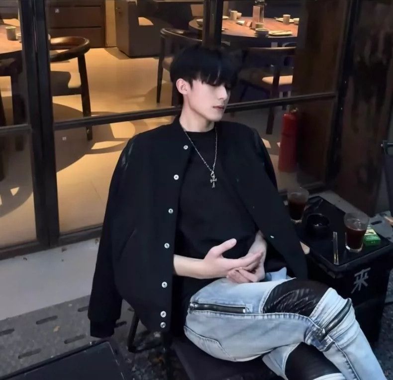 Saint Laurent Paris Saint Laurent Paris size 36 Black wool stand-up collar sin Size XS / US 0-2 / IT 36-38 - 8 Thumbnail