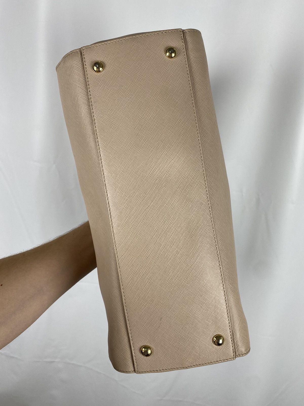 Salvatore Ferragamo Salvatore Ferragamo Becky Tote Bag Saffiano Leather Size ONE SIZE - 6 Thumbnail