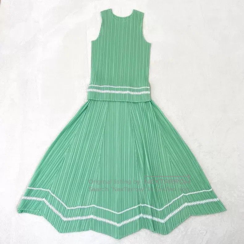 Issey Miyake Issey Miyake SIZE:3 Green Midi Skirt Size 23" - 5 Thumbnail