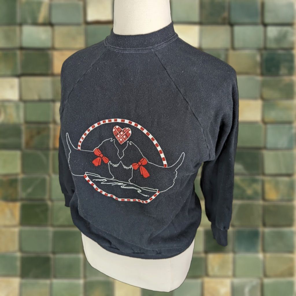 Vintage VINTAGE Raglan Scottish Terrier Crewneck Sweatshirt Womens Size Large Black Vtg Size L / US 10 / IT 46 - 1 Thumbnail