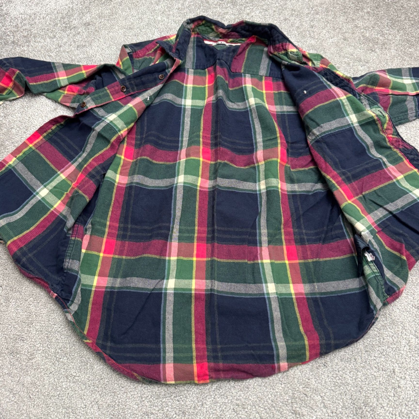 Tommy Hilfiger VINTAGE Tommy Hilfiger Men's Flannel Shirt 90s Plaid Casual Button-Down All Seasons, Multi, M Size US M / EU 48-50 / 2 - 3 Thumbnail