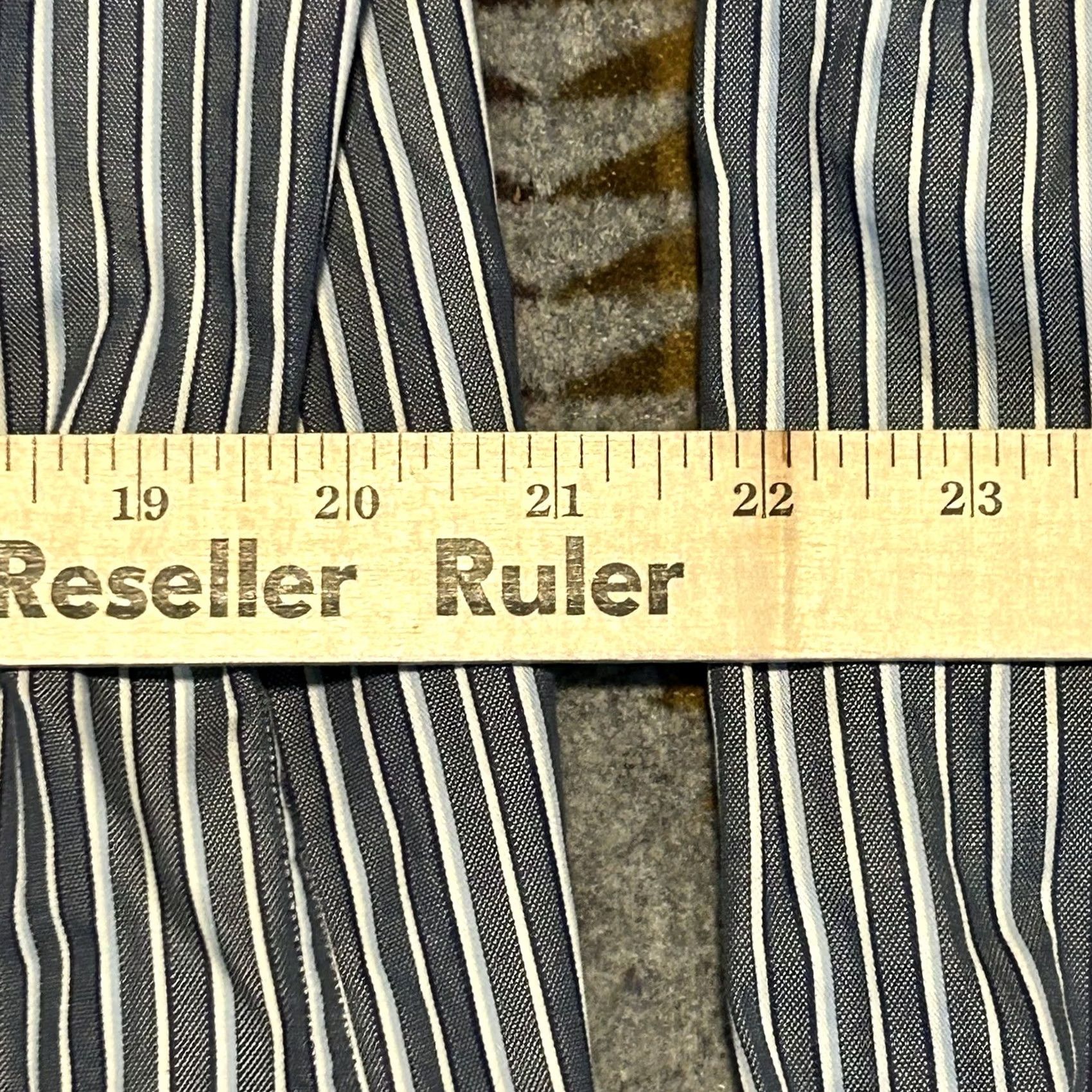 Robert Graham Robert Graham Shirt Mens Medium Stripe Button Down Flip Cuff C8 Size US M / EU 48-50 / 2 - 4 Thumbnail