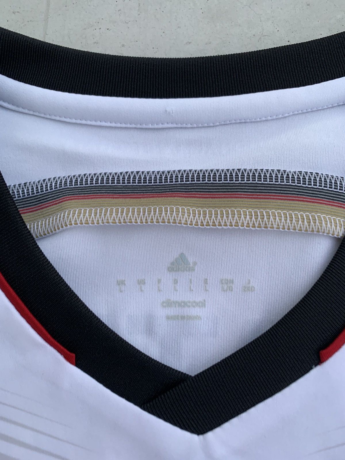 Adidas Adidas Germany Jersey Vintage Avantgarde Style Football Tee Size US L / EU 52-54 / 3 - 8 Thumbnail