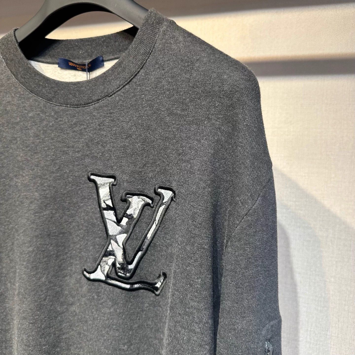 Louis Vuitton LV SS24 Gray Logo Embroidery Zip Sweatshirt XL New Size US XL / EU 56 / 4 - 3 Thumbnail