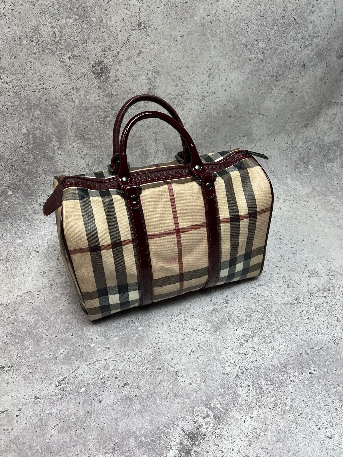 Burberry Burberry Plaid Nova Check Crossbody Bag Size ONE SIZE - 1 Thumbnail