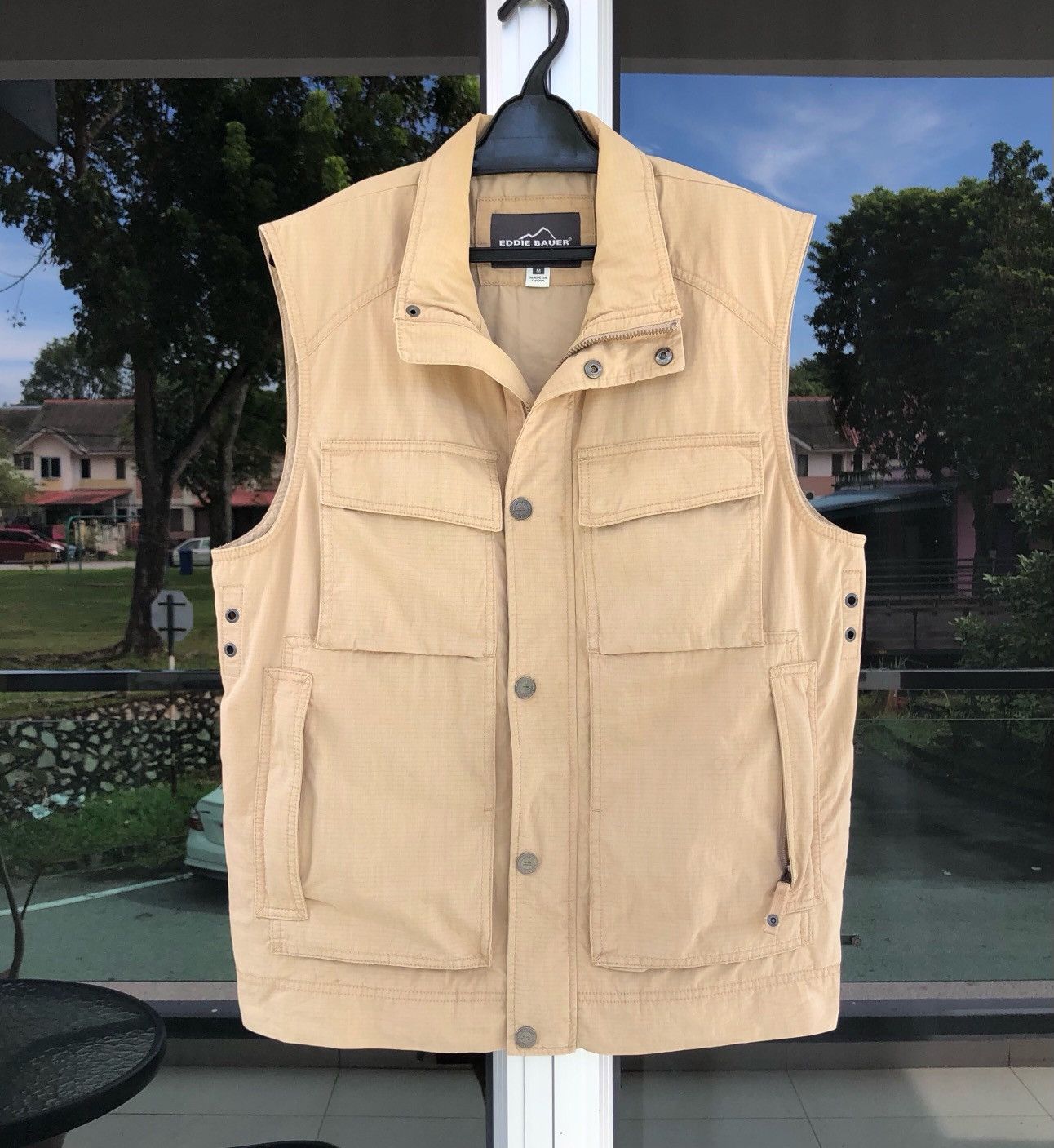 Eddie Bauer Eddie Bauer Travex Safari Travel Full Zip Snap Khaki Vest Size US M / EU 48-50 / 2 - 2 Thumbnail