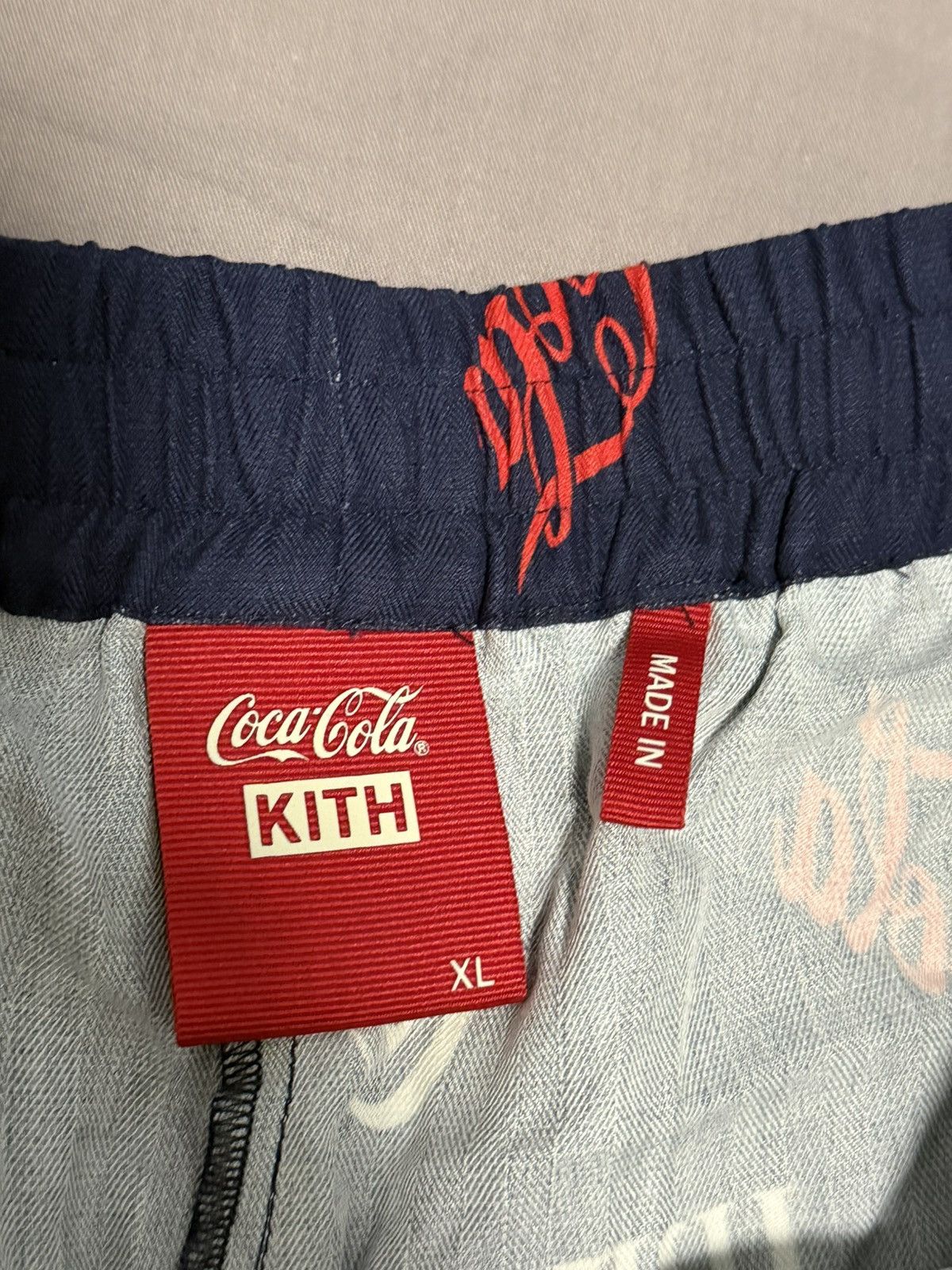 Coca Cola × Kith Kith Coca-Cola printed short navy Size US 36 / EU 52 - 3 Thumbnail