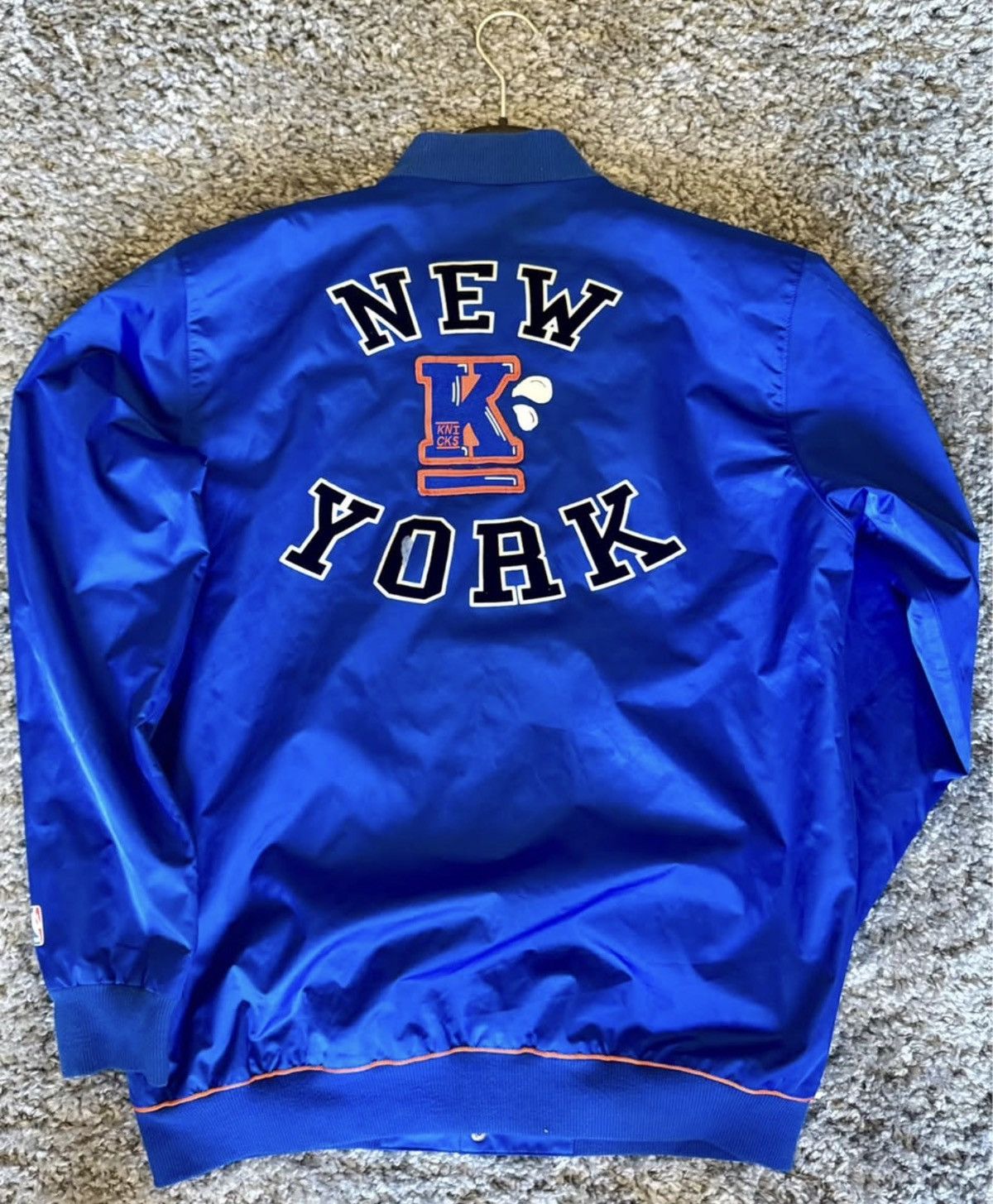 Adidas Adidas Originals NBA NY Knicks Hardwood Classics Bomber M Size US M / EU 48-50 / 2 - 2 Thumbnail