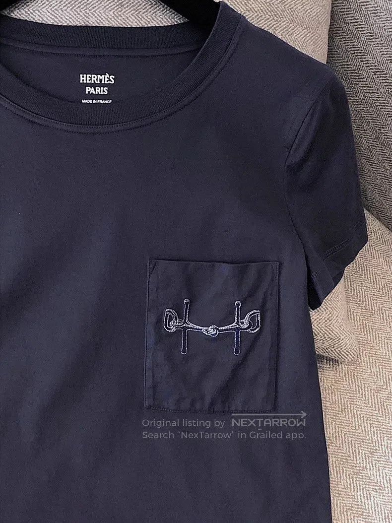 Hermes Hermes Dark blue single pocket embroidered T-shirt Size XXS / US 00 / IT 34 - 3 Thumbnail