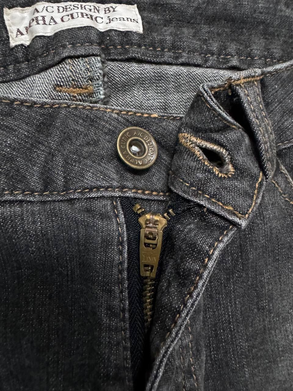 Other BELL BOTTOM 90s Style Japanese Mudwash Insane Bootcut Jeans Size US 27 - 9 Thumbnail