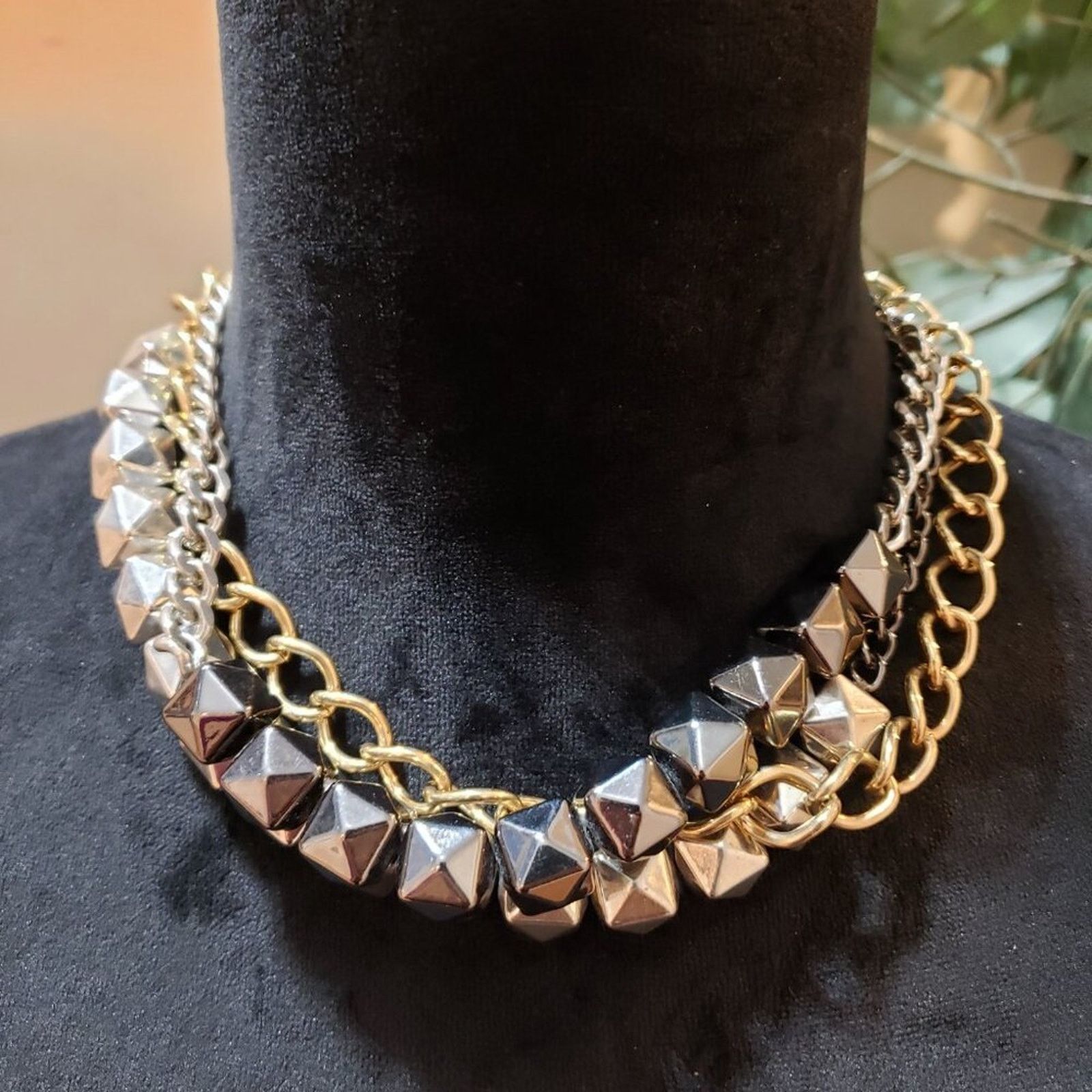 Vintage Vintage Womens Multi Tone Chain Box Linked 3 Strand Necklace Size ONE SIZE - 2 Thumbnail