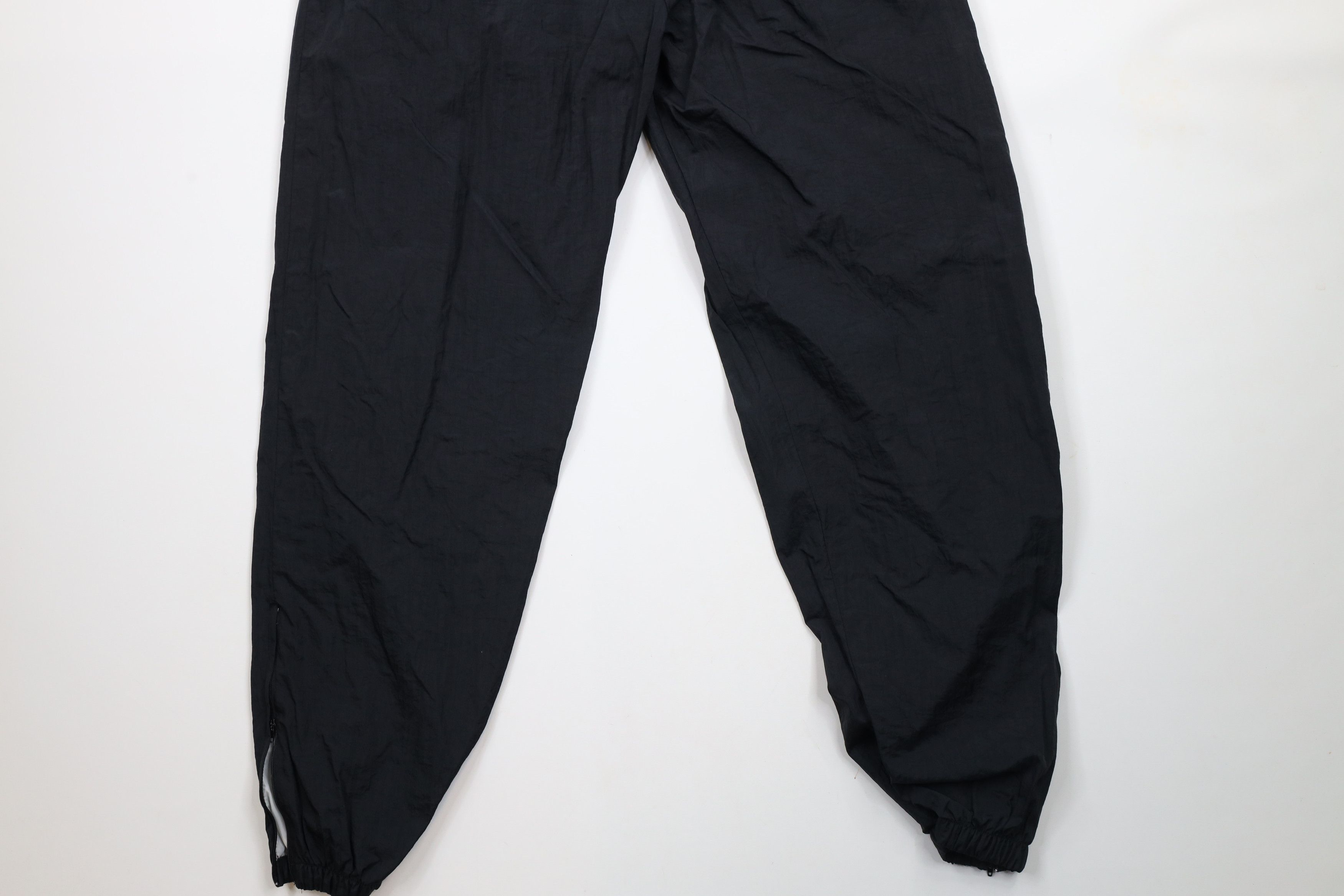 Vintage Vintage 90s Streetwear Cuffed Joggers Pants Black Nylon Size US 36 / EU 52 - 12 Thumbnail