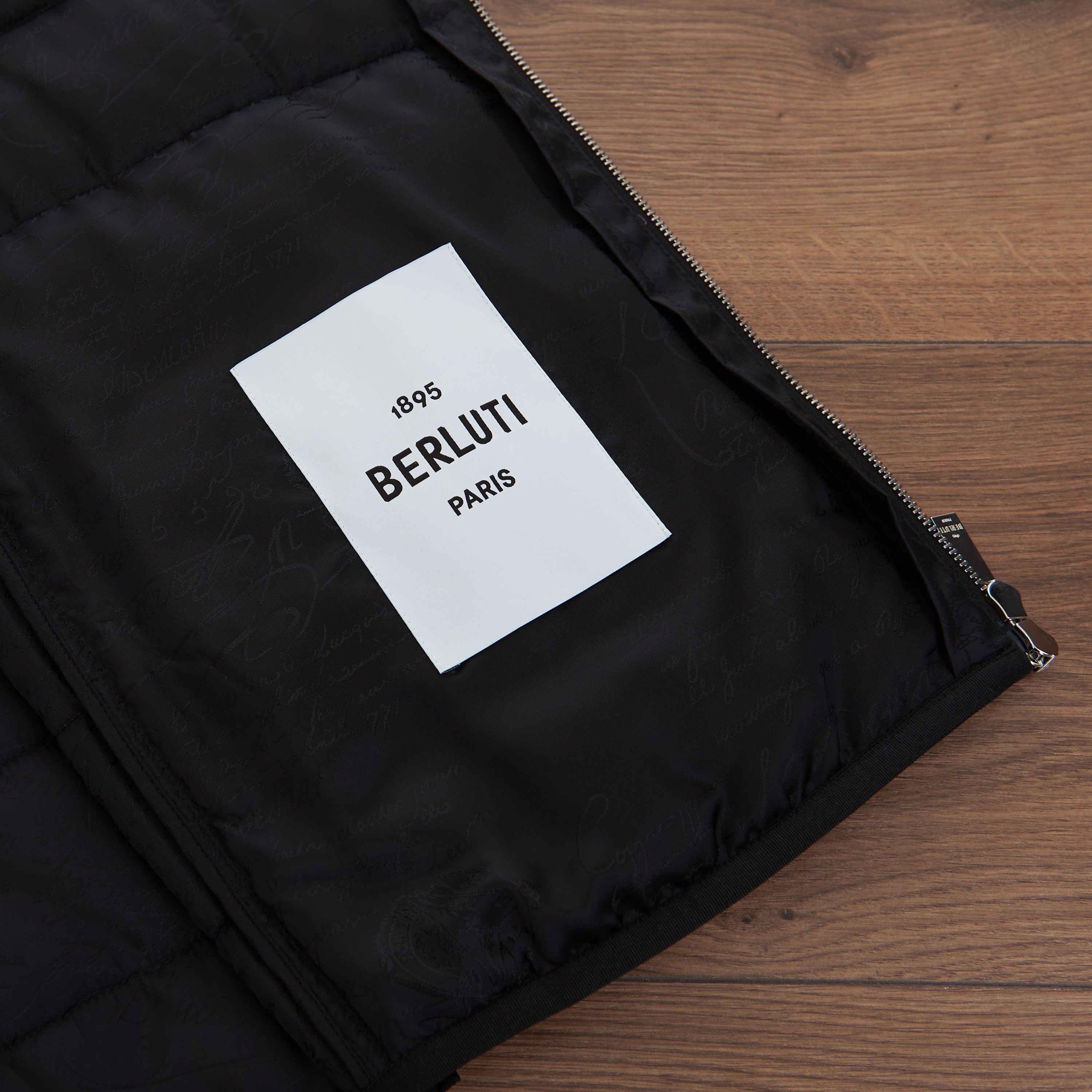 Berluti Gilet / Bodywarmer In Black Quilted Scritto Jacquard Nylon Size US M / EU 48-50 / 2 - 12 Thumbnail