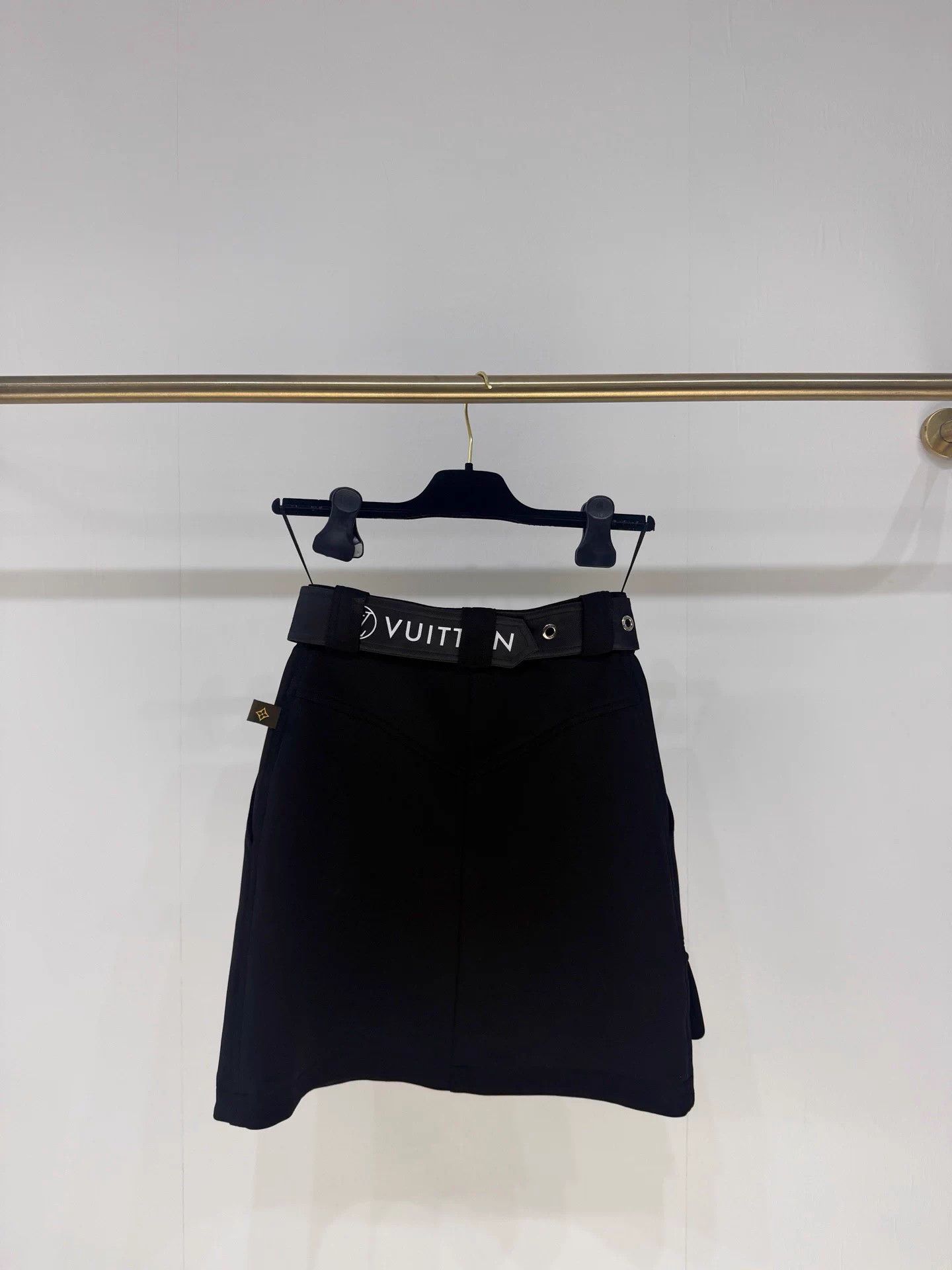 Louis Vuitton LV Logo Belted Short Skirt 99 New EU 34 Size 25" / US 0 / IT 36 - 5 Thumbnail