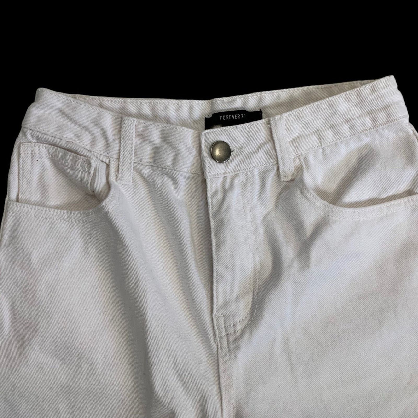 Forever 21 Forever 21 Women's Sz 25 Jeans White Hi-Waist Wide Leg crop Size 25" / US 0 / IT 36 - 2 Thumbnail