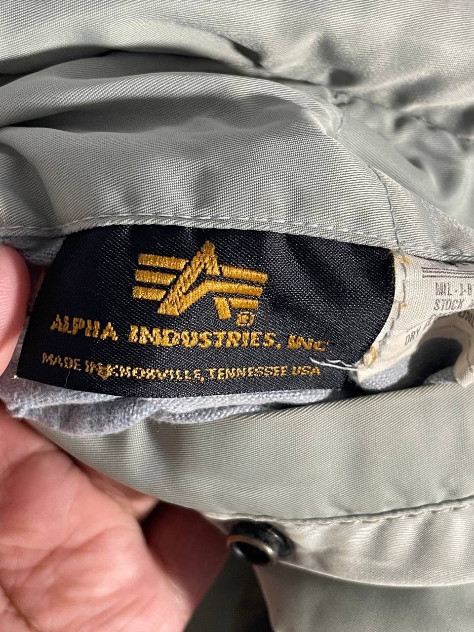 Alpha Industries 90s MA-1 Alpha industries fligh jacket us air force size M Size US M / EU 48-50 / 2 - 9 Thumbnail