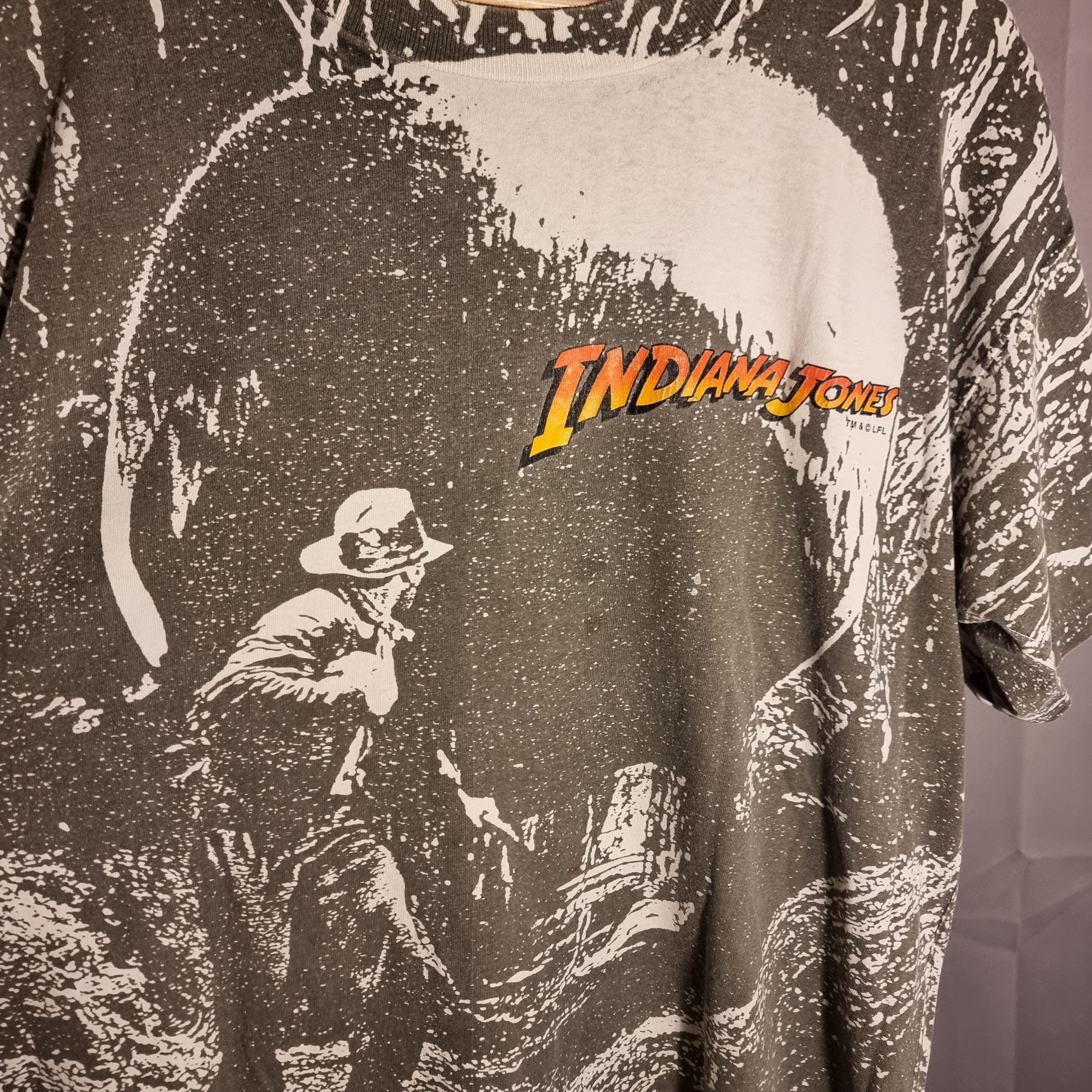 Disney Rare Vintage 90s Indiana Jones all over print single stitch Size US L / EU 52-54 / 3 - 6 Thumbnail
