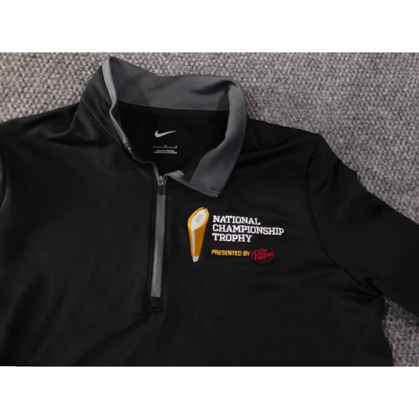Nike Nike Sweatshirt Women Large Black 1/4 Zip Embroidered NCAA National Championship Pullover Basketball Activewear Size L / US 10 / IT 46 - 6 Thumbnail