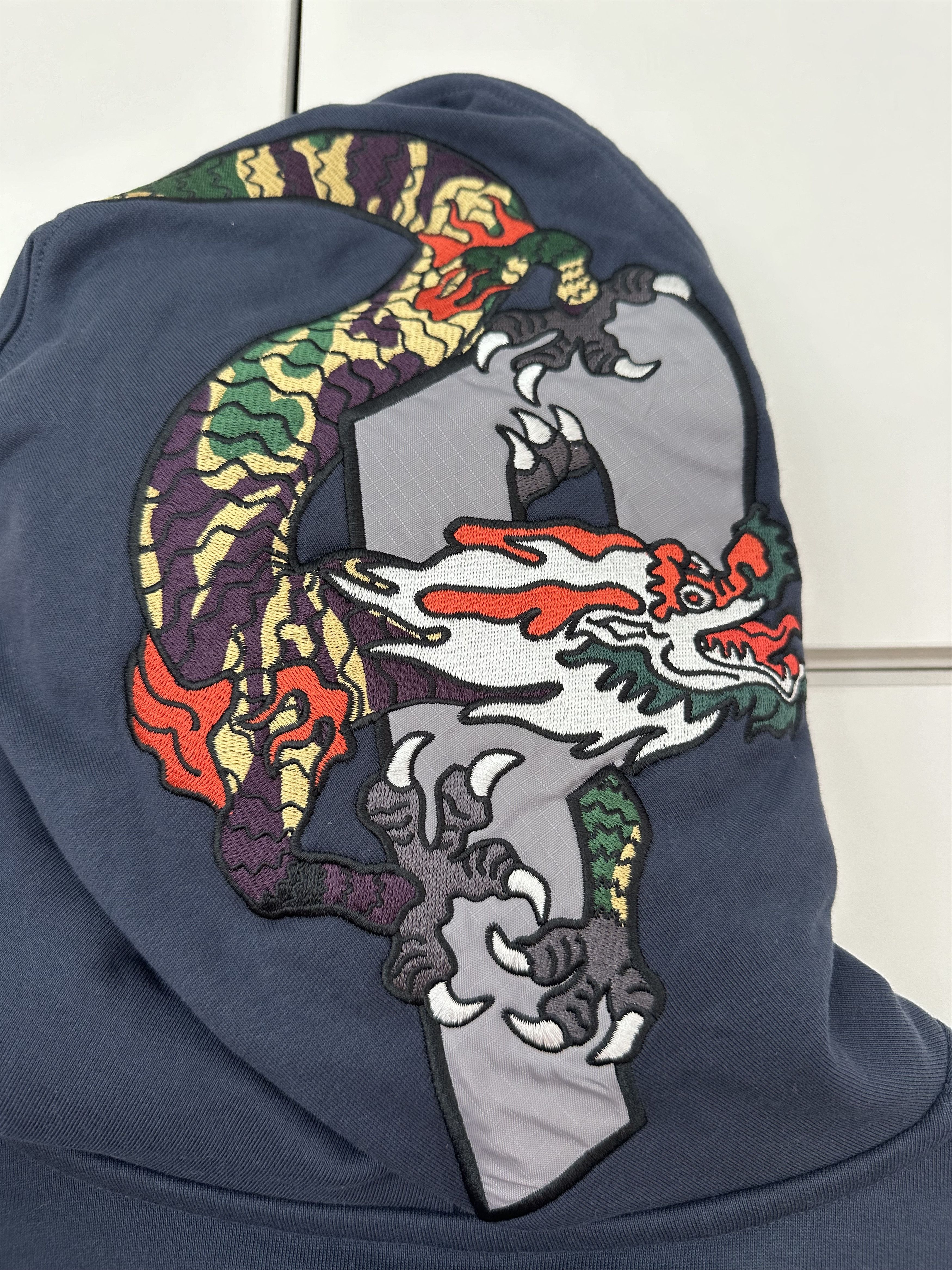 Palace Palace Dragon P-3 Hood 'Navy' Size US M / EU 48-50 / 2 - 5 Thumbnail