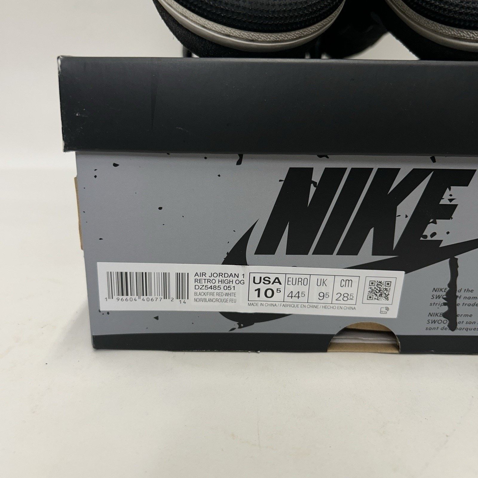 Jordan Brand Nike Air Jordan 1 Retro High OG “Washed Black Smoke Grey” Size US 10.5 / EU 43-44 - 8 Thumbnail