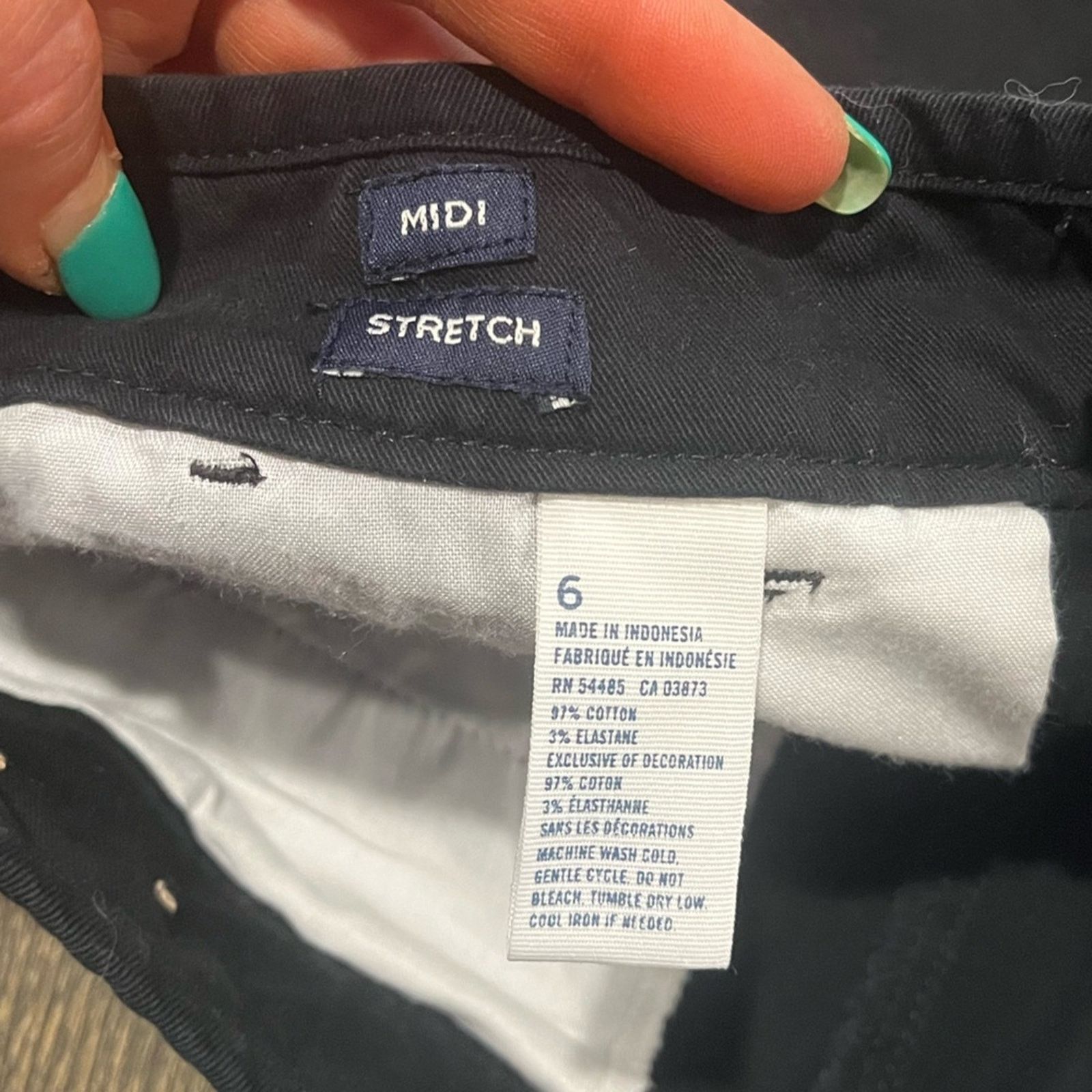 American Eagle Outfitters American Eagle Midi Shorts Mid-Rise Super Stretch Cotton Size 28" / US 6 / IT 42 - 6 Thumbnail