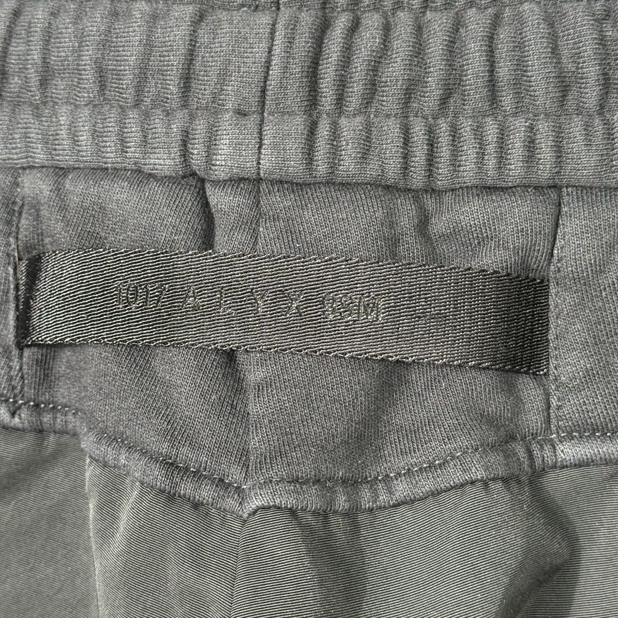 1017 ALYX 9SM 1017 ALYX 9SM cargo sweatpants Size US 36 / EU 52 - 6 Thumbnail