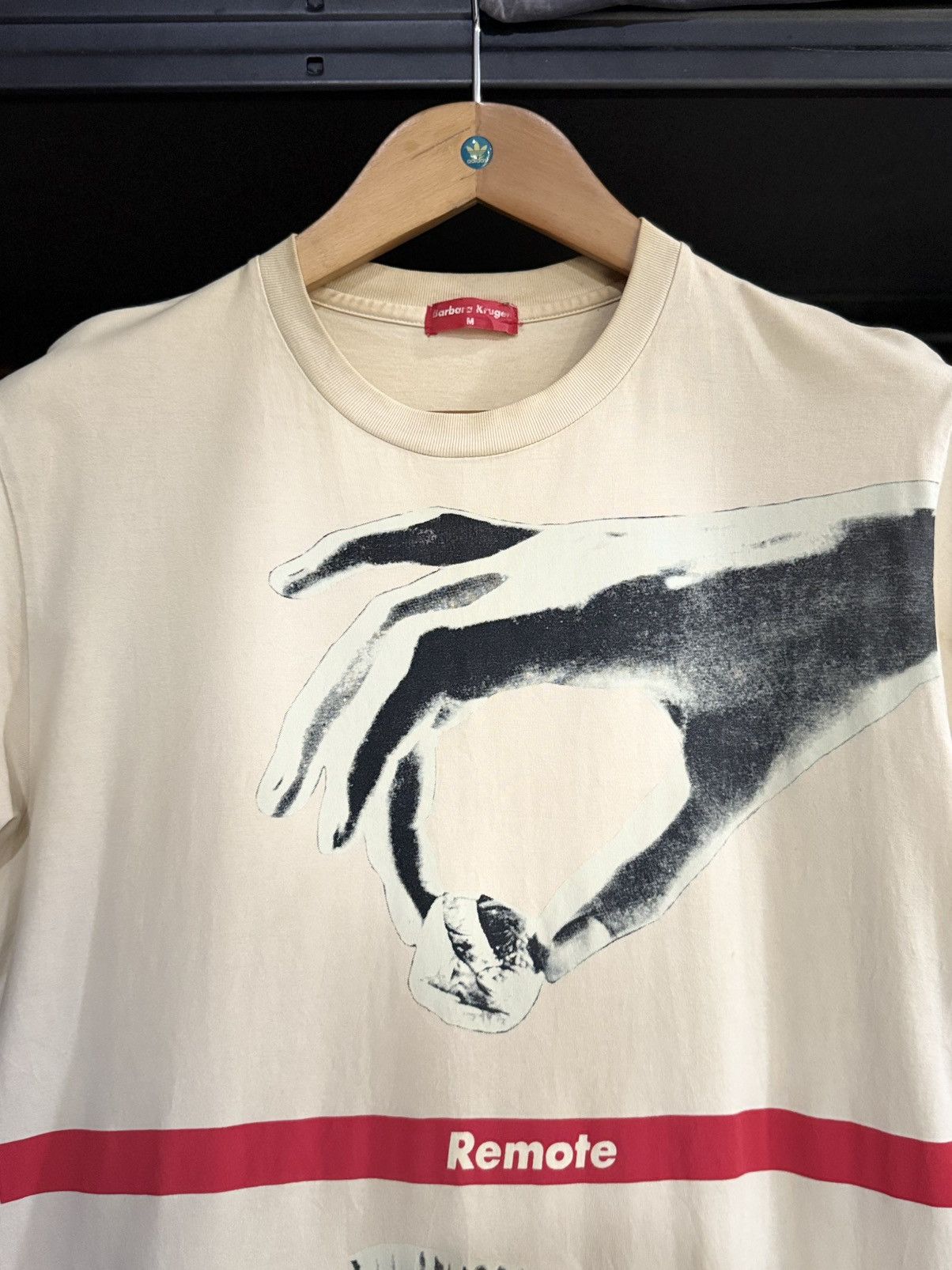 Barbara Kruger Vintage Barbara Kruger Remote Control Faded Cream Tee Size US M / EU 48-50 / 2 - 3 Thumbnail