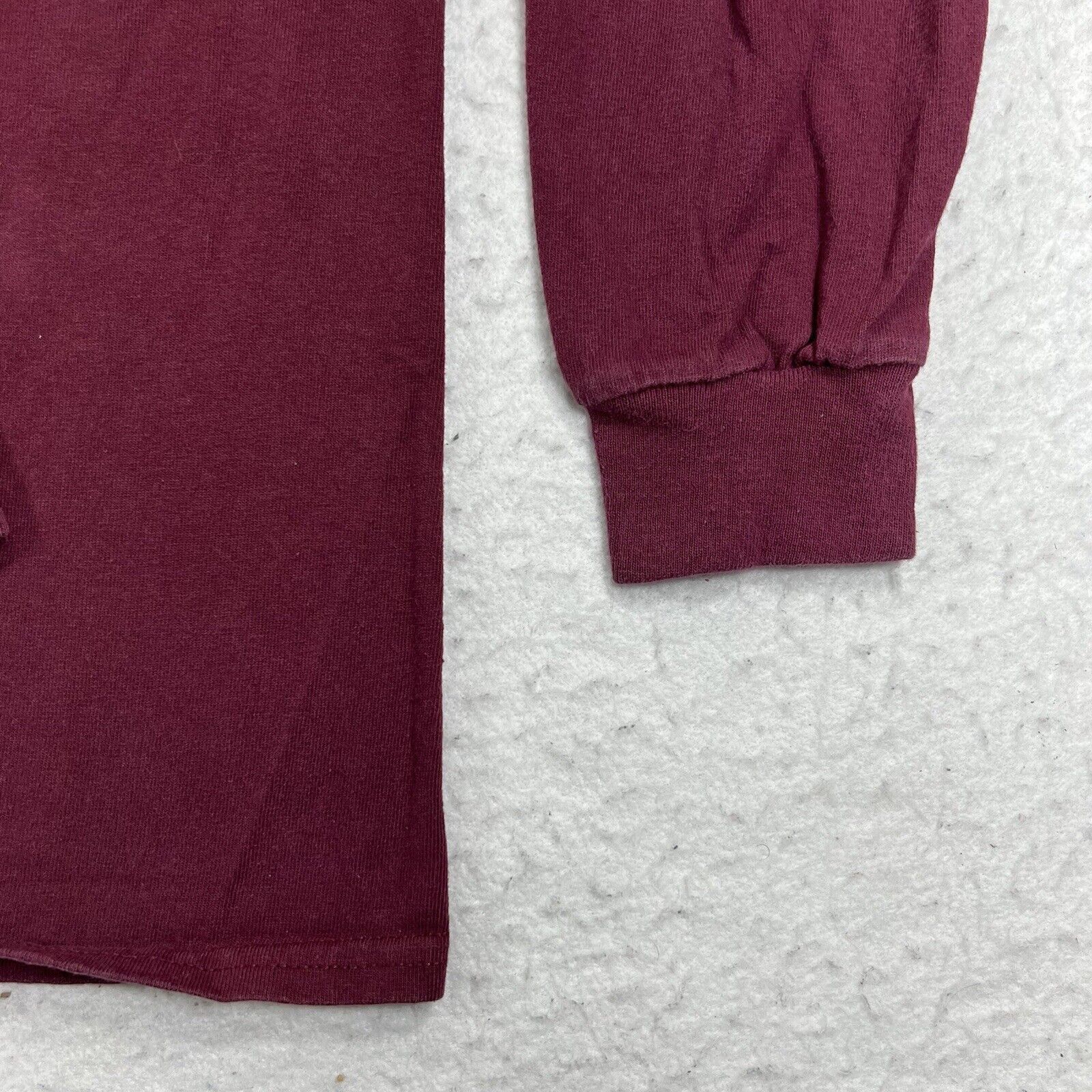 Gildan Panic! At The Disco Small Maroon Long Sleeve Graphic T Shirt Size US S / EU 44-46 / 1 - 7 Thumbnail