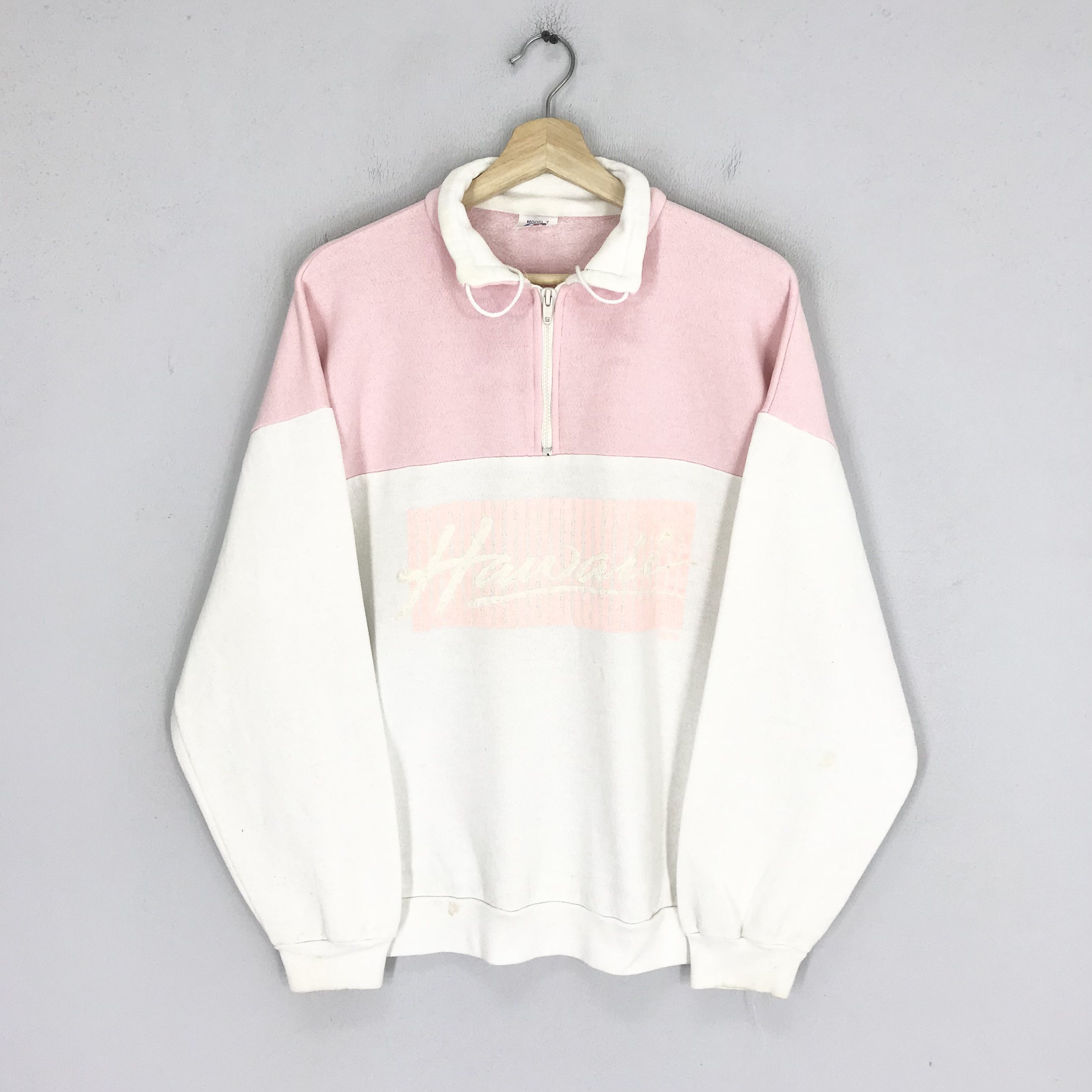 Vintage Vintage 90's Hawaii White Sweatshirt Large - 299 Size US L / EU 52-54 / 3 - 1 Thumbnail