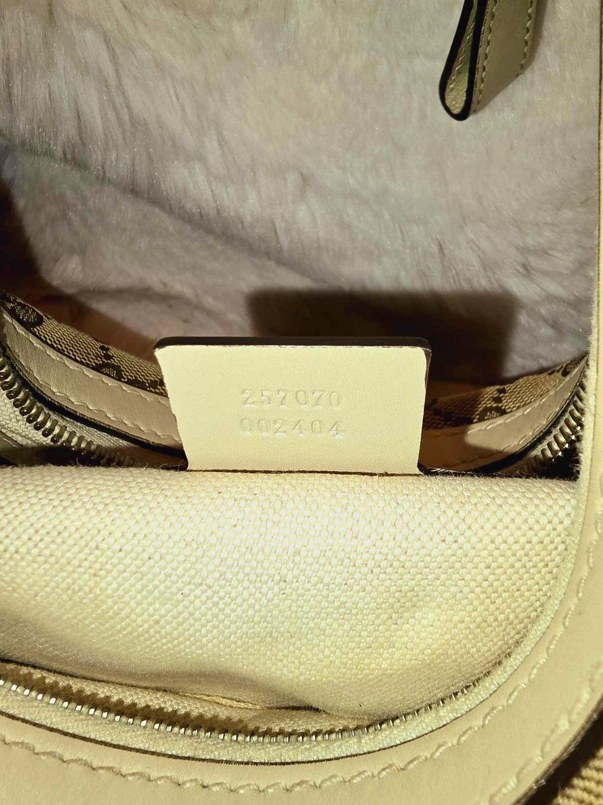 Gucci Gucci Handbag in very good condition. Size ONE SIZE - 13 Thumbnail