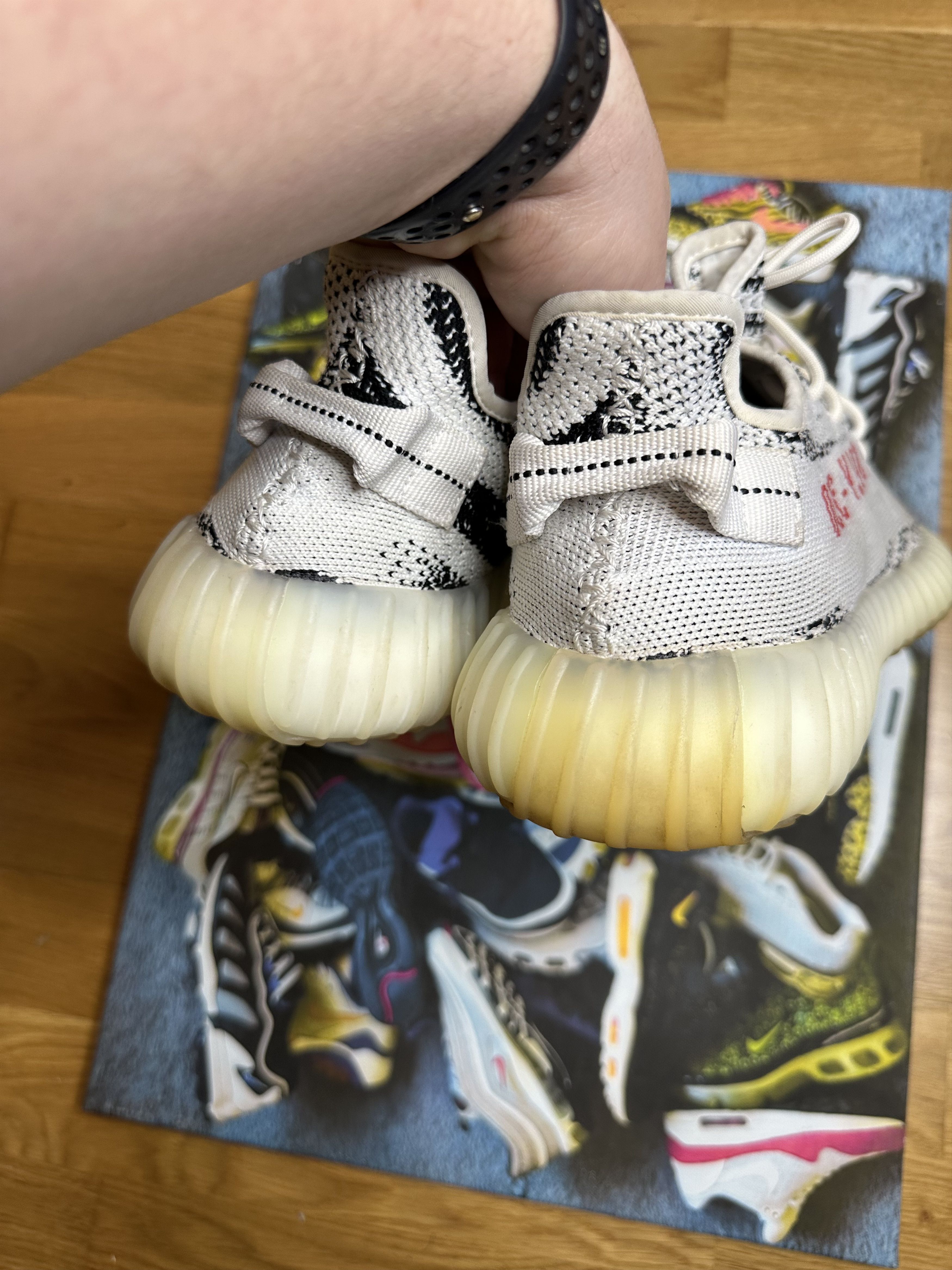 Adidas × Kanye West Adidas Yeezy Boost 350 V2 White/Black CP9654 US10 44 Size US 10 / EU 43 - 5 Thumbnail