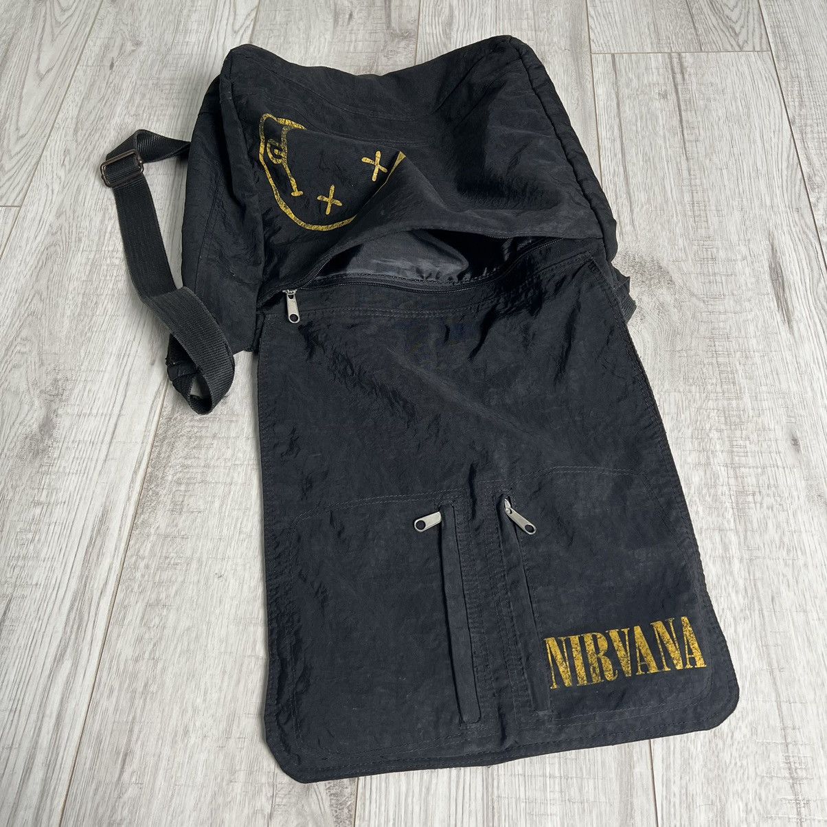 Nirvana Nirvana Vintage Shoulder Bag Crossbody Bag Size ONE SIZE - 3 Thumbnail