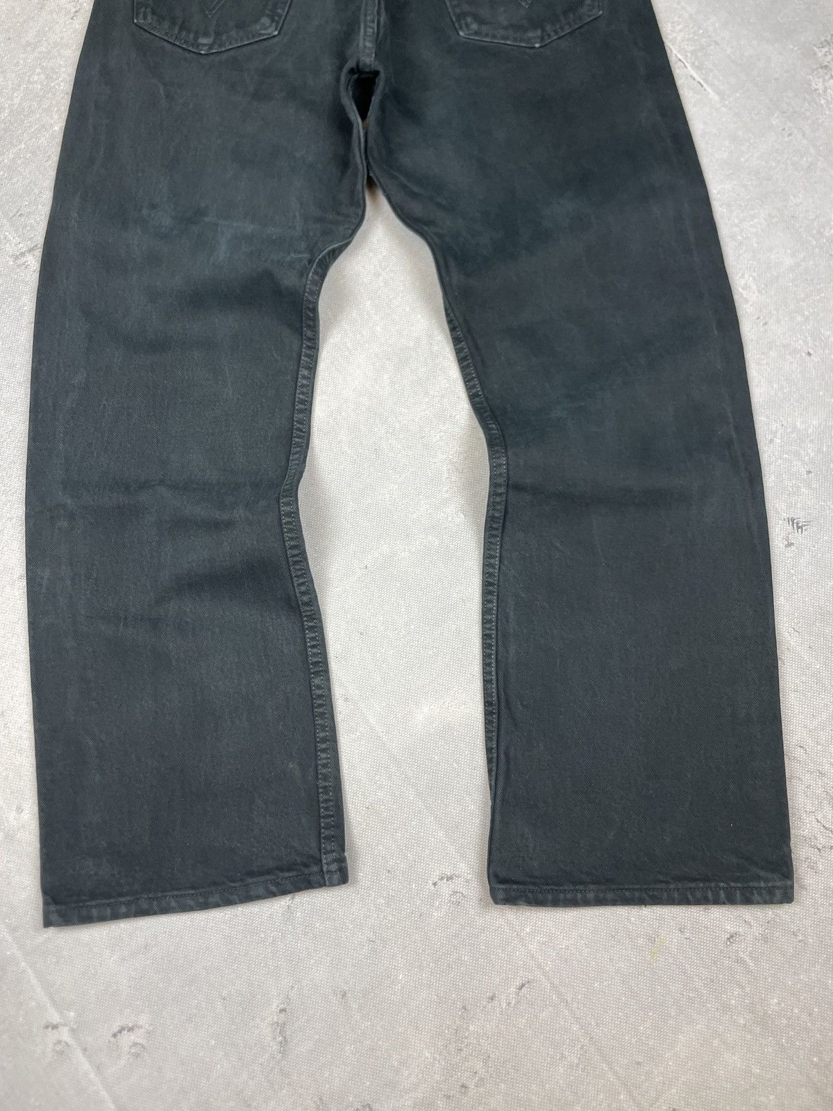 Levi's Vintage Clothing Crazy Vintage 90s Levi’s Baggy Jeans Faded Distressed Denim Size US 34 / EU 50 - 2 Thumbnail