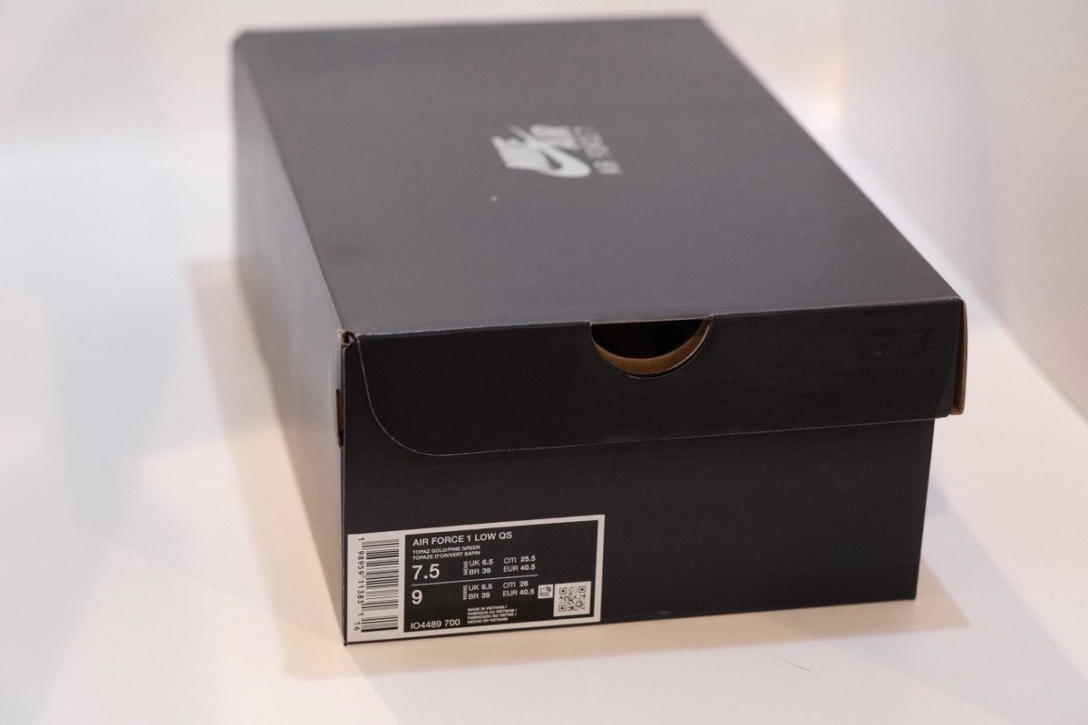 Nike Nike Air Force 1 Low 'Topaz Gold' Patent Leather Pack Size US 7.5 / EU 40-41 - 11 Thumbnail