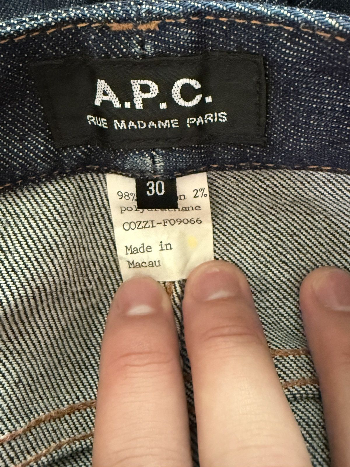 A.P.C. Indigo Raw Denim Jeans Tapered A.P.C Size US 30 / EU 46 - 3 Thumbnail