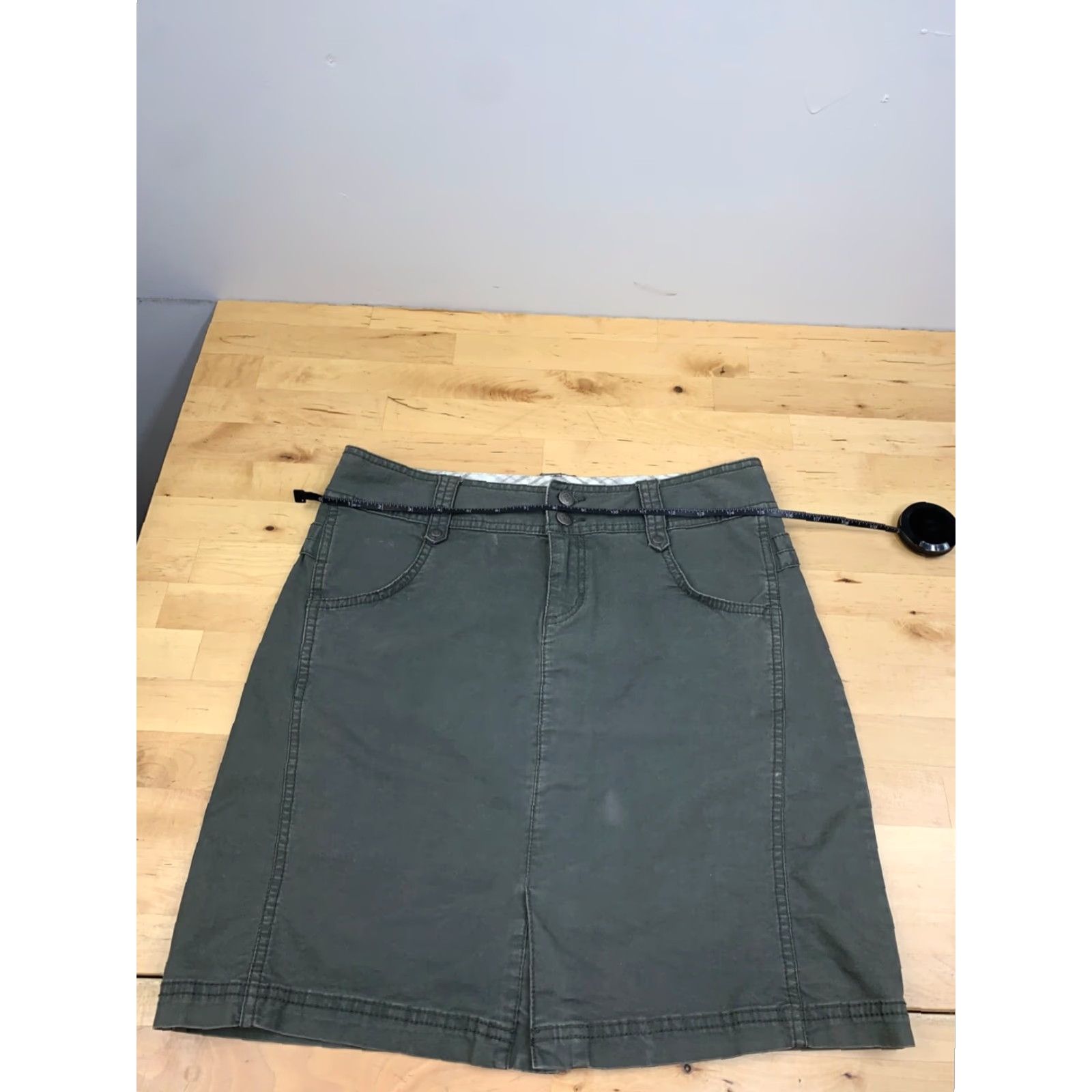 Olive Columbia Skirt Womens 6 Olive Green Casual Pockets Mini Short 1990s Army Beach Sports Womens Size 28" / US 6 / IT 42 - 3 Thumbnail