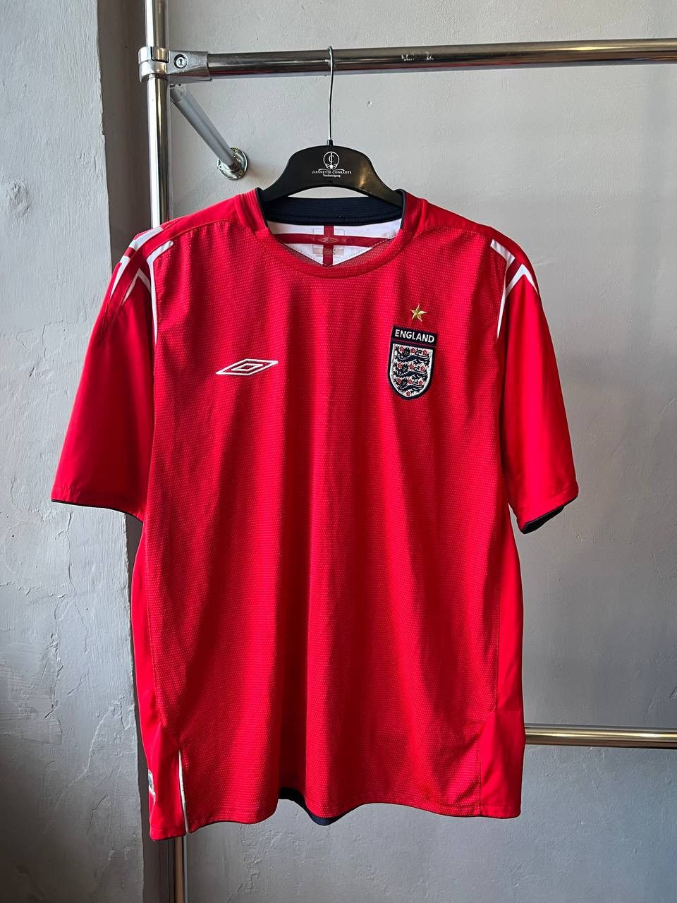 Umbro 2004/06 ENGLAND TEAM AWAY SOCCER JERSEY FOOTBALL SHIRT SZ XL Size US XL / EU 56 / 4 - 3 Thumbnail